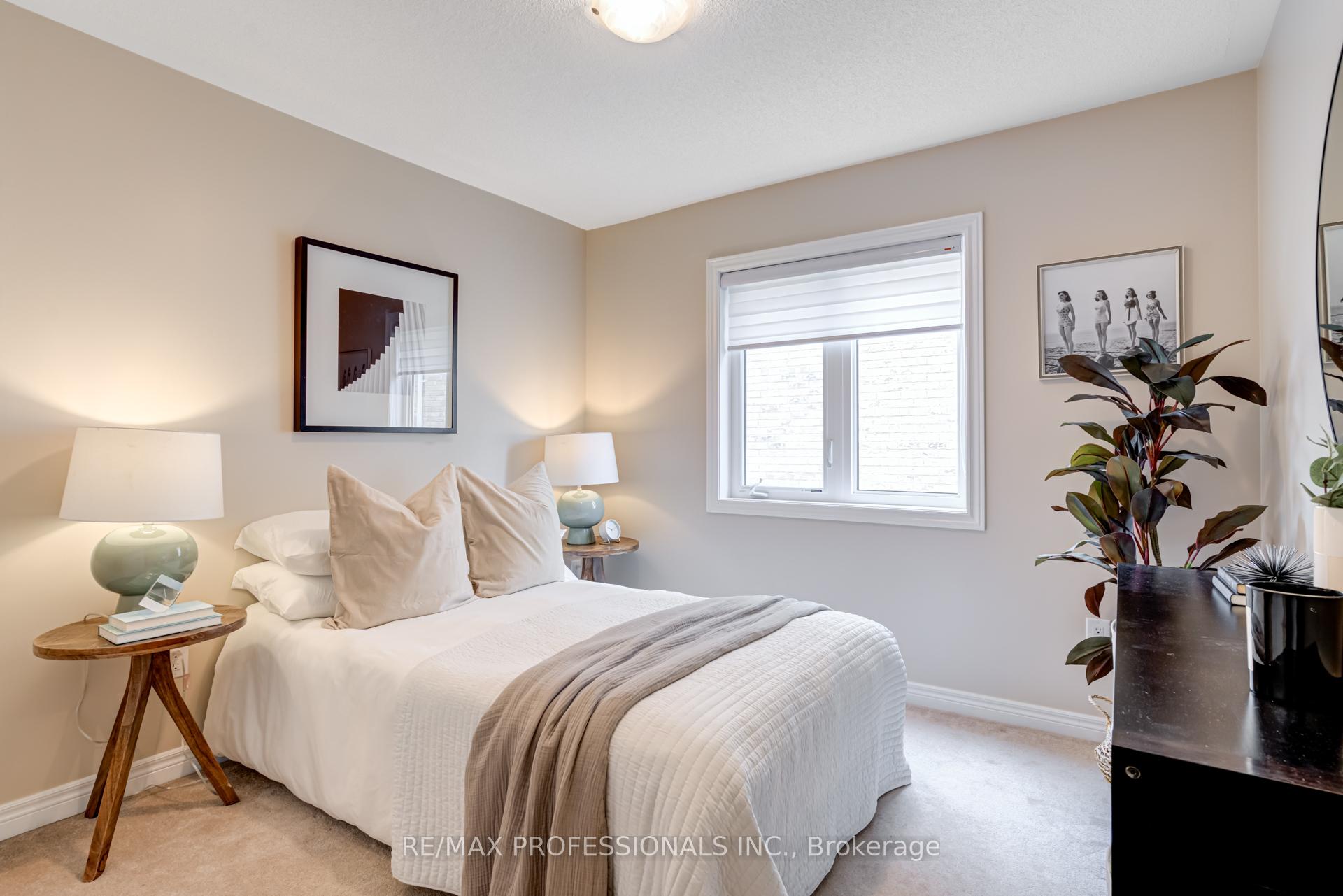Photo 30 of 132 Cornwall Drive, Markham, Cornell — HOMEH