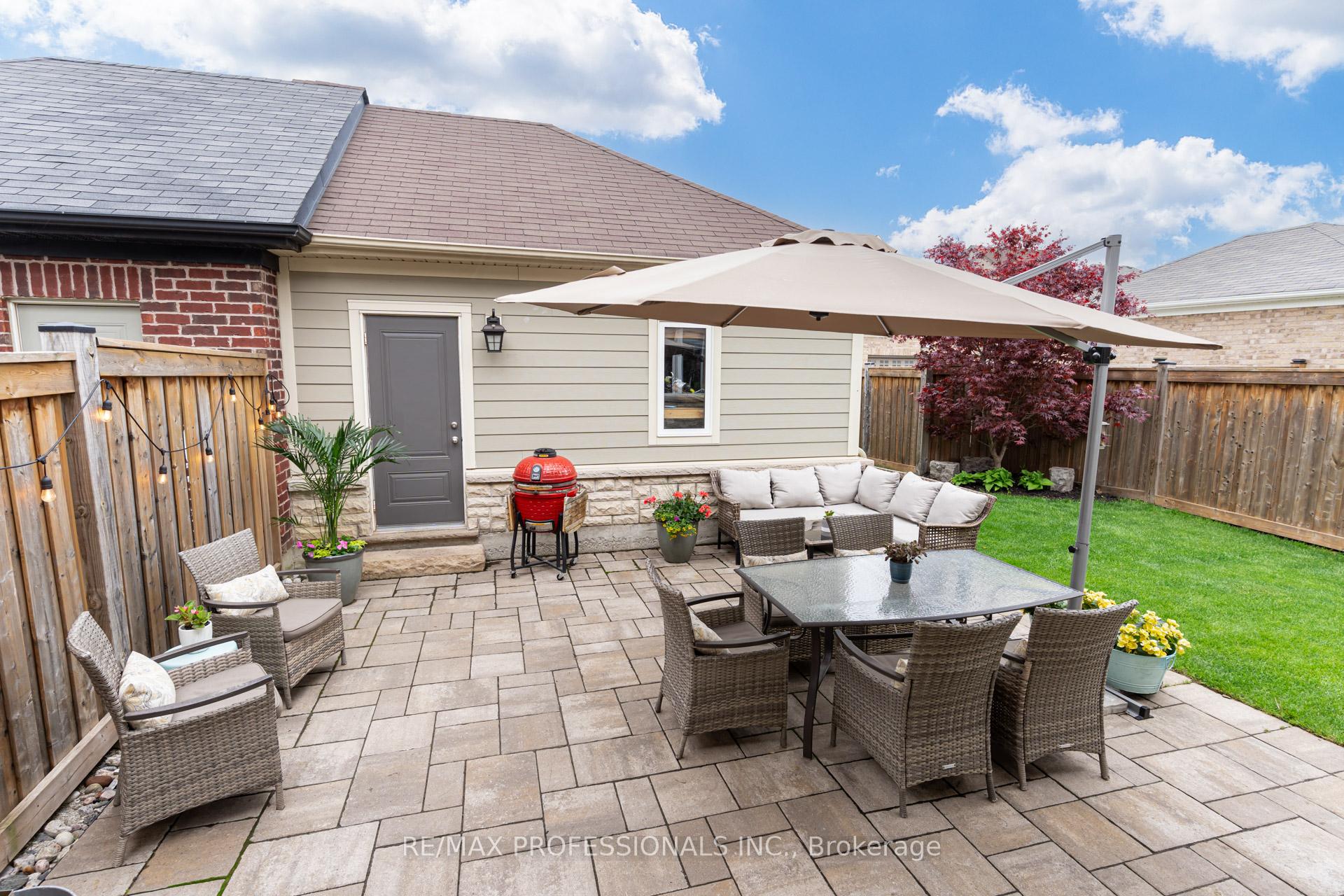 Photo 36 of 132 Cornwall Drive, Markham, Cornell — HOMEH