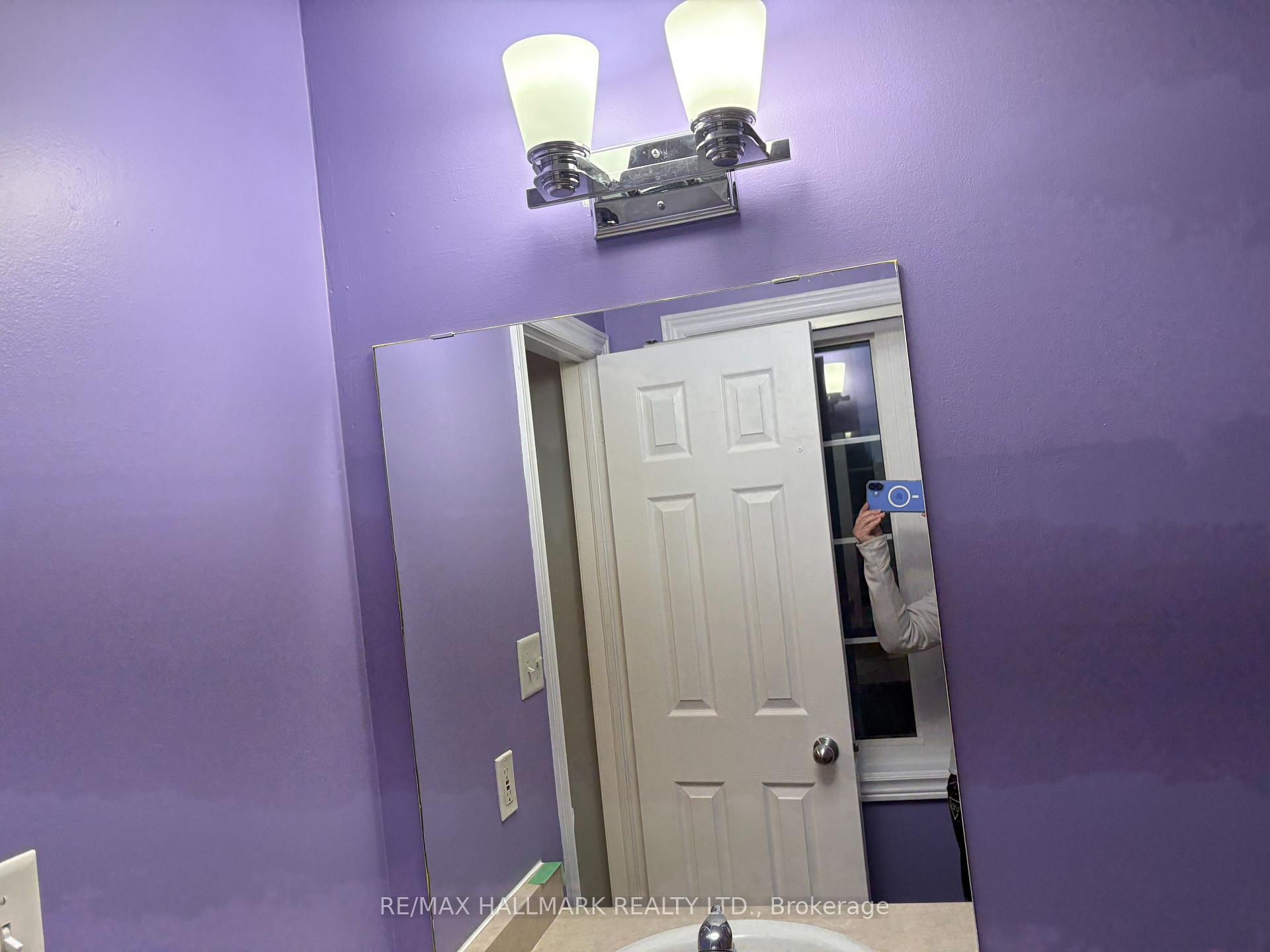 Photo 10 of Unit Coachhouse, 6 Innisvale Drive, Markham, Cornell — HOMEH