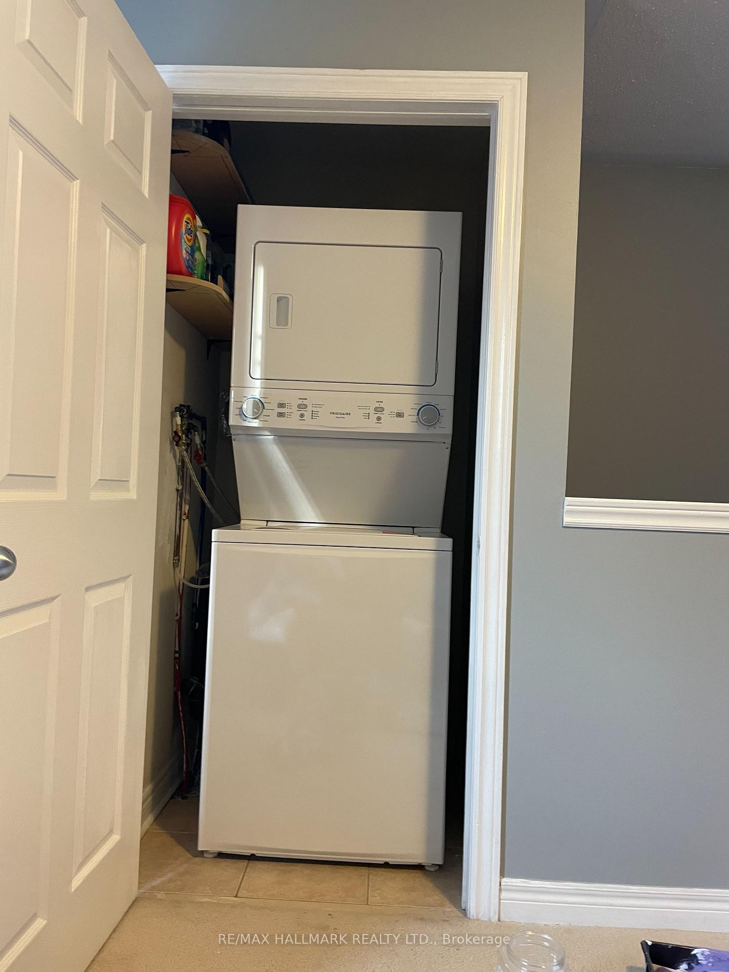 Photo 11 of Unit Coachhouse, 6 Innisvale Drive, Markham, Cornell — HOMEH