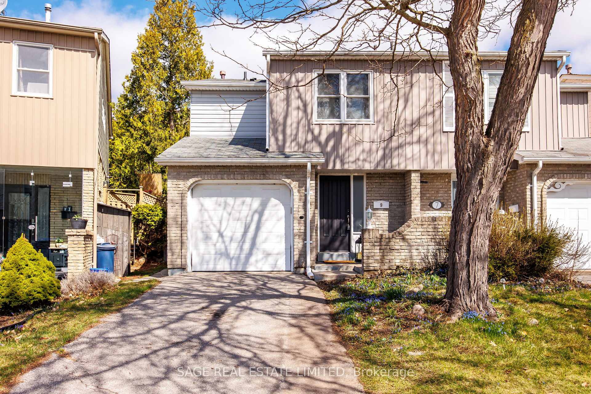 Photo 17 of 9 Reginald Crescent, Markham, Markham Village — HOMEH