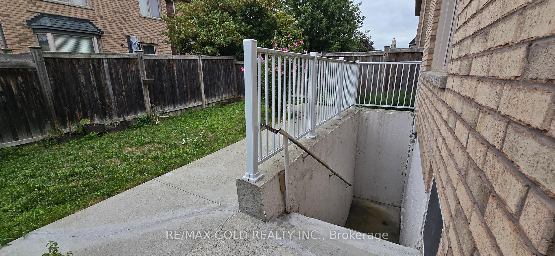 Photo 2 of Unit Basement, 147 Weston Drive, Milton, Scott — HOMEH
