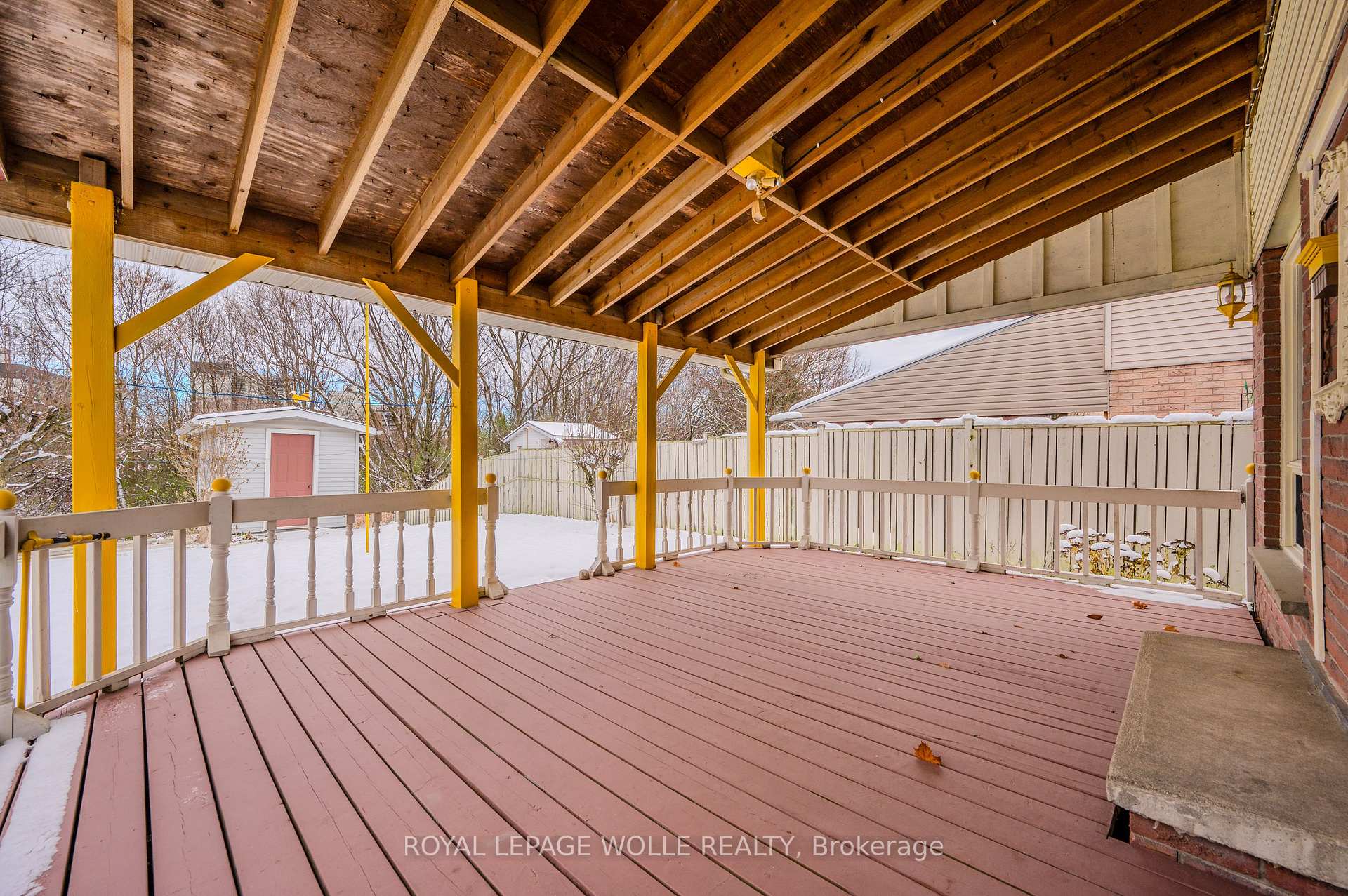 Photo 33 of 10 Fenwick Court, Kitchener — HOMEH