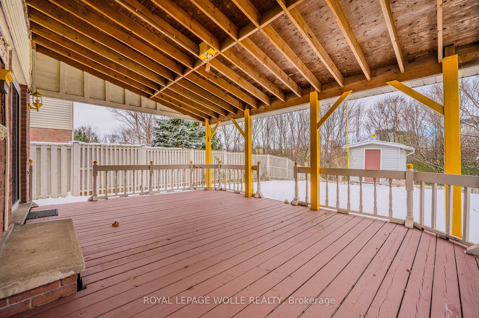Photo 34 of 10 Fenwick Court, Kitchener — HOMEH