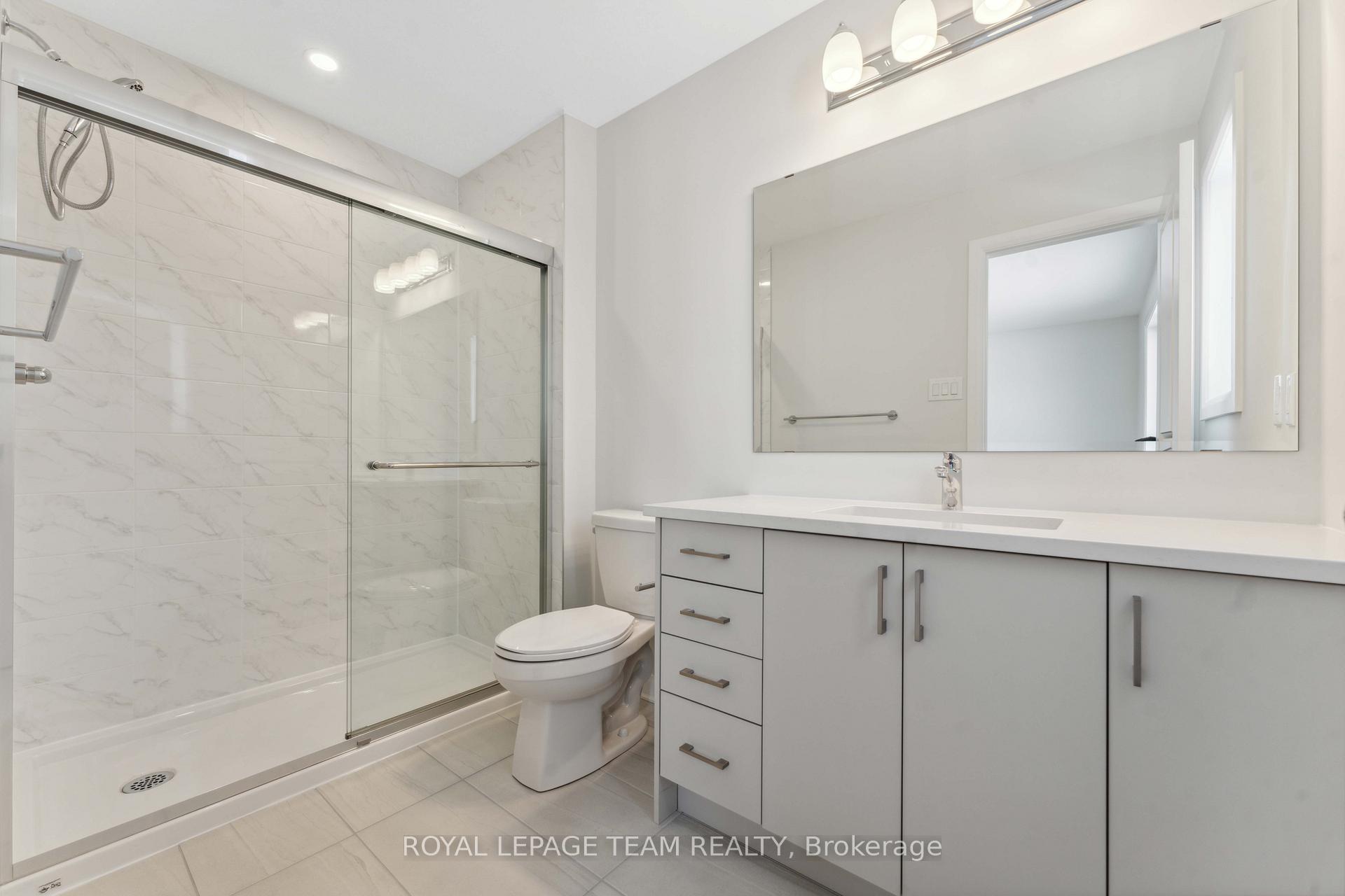 Photo 19 of 136 Invention Boulevard, Ottawa, Kanata - Morgan's Grant/South March — HOMEH