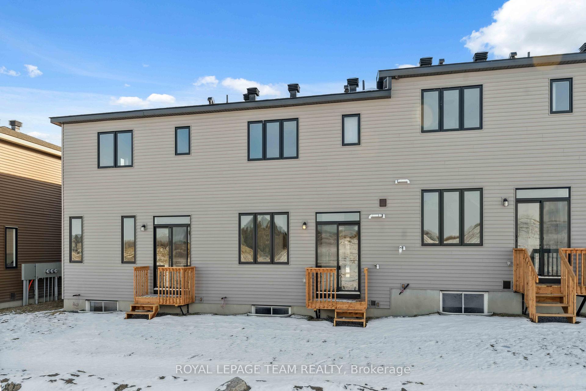 Photo 28 of 136 Invention Boulevard, Ottawa, Kanata - Morgan's Grant/South March — HOMEH