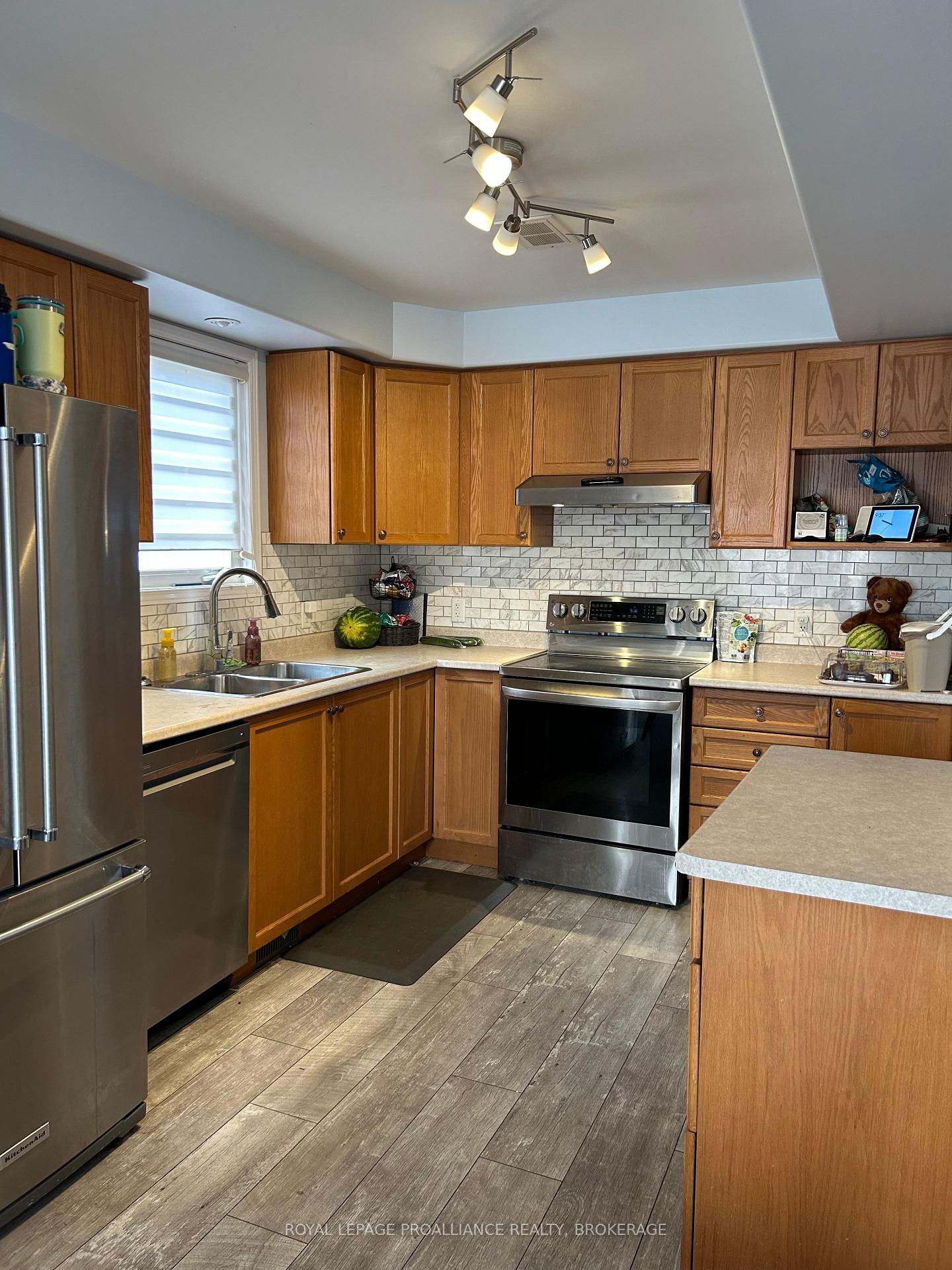 Photo 12 of 1482 Albany Drive, Kingston, City Northwest — HOMEH