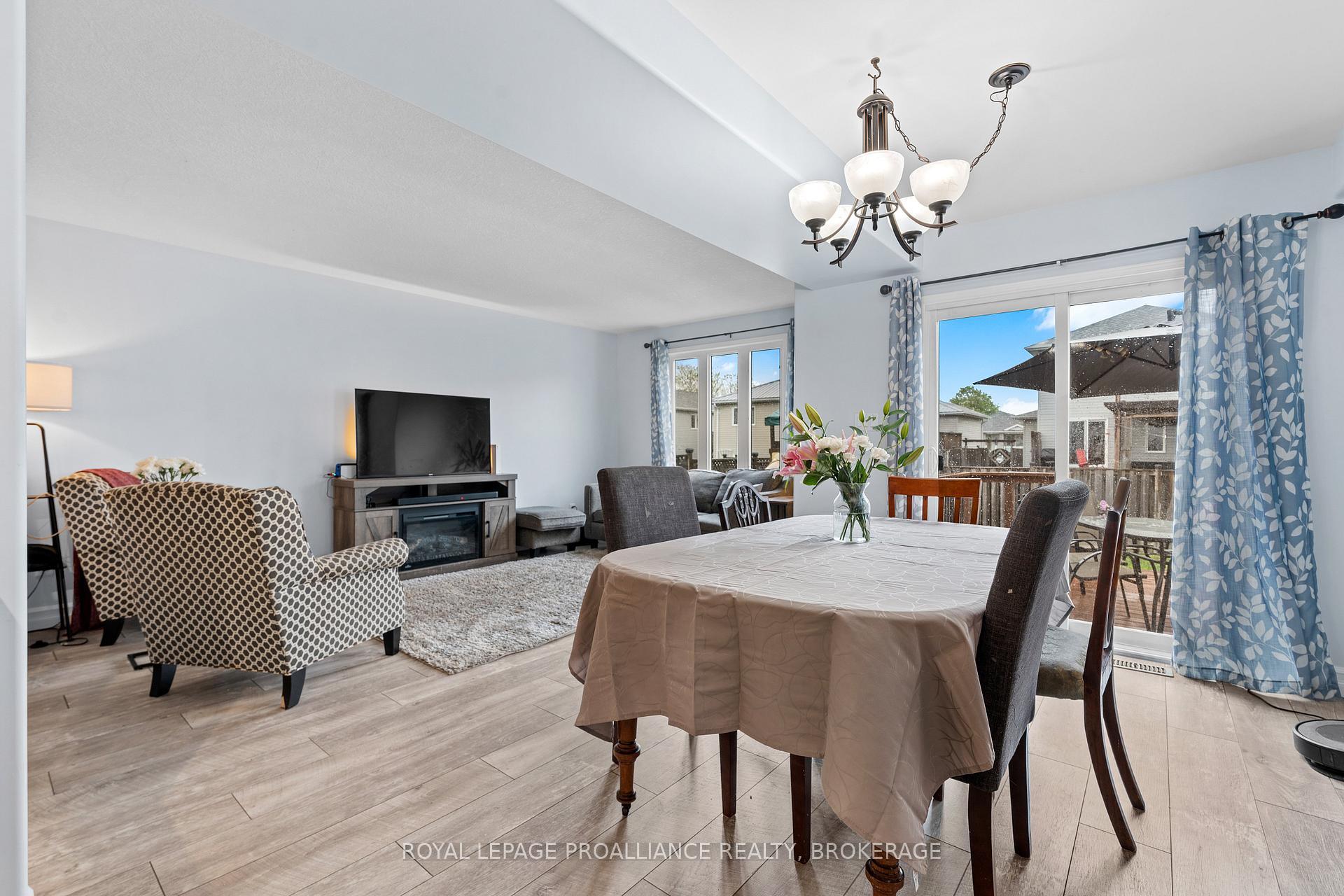 Photo 18 of 1482 Albany Drive, Kingston, City Northwest — HOMEH