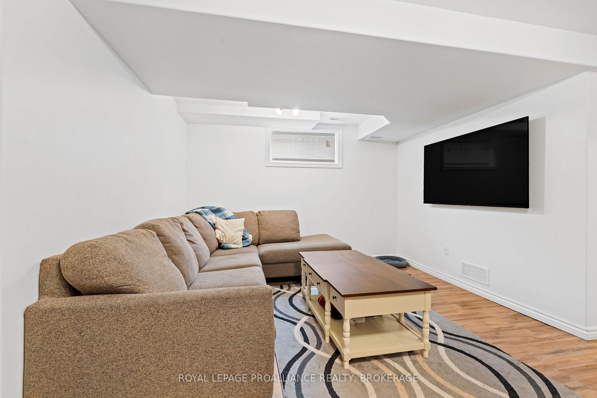 Photo 30 of 1482 Albany Drive, Kingston, City Northwest — HOMEH
