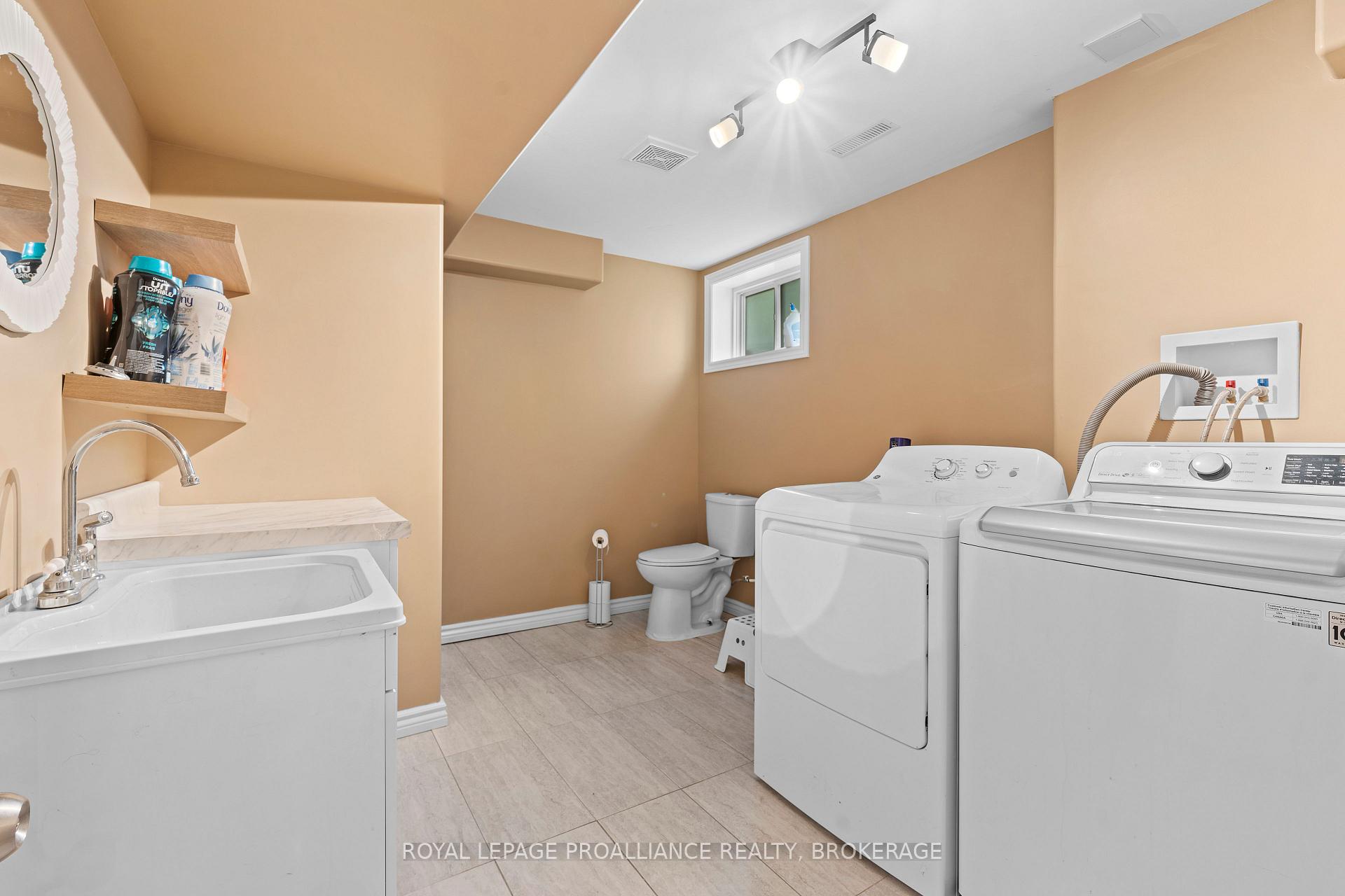 Photo 32 of 1482 Albany Drive, Kingston, City Northwest — HOMEH