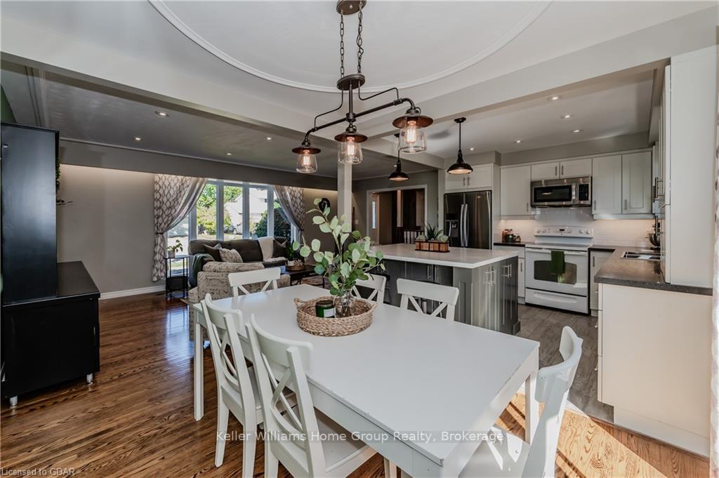 Photo 9 of 49 Strathcona Crescent, Kitchener — HOMEH
