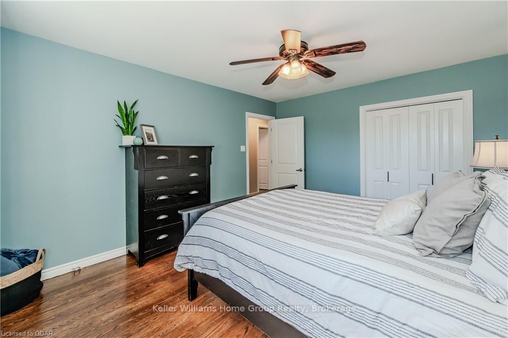 Photo 13 of 49 Strathcona Crescent, Kitchener — HOMEH