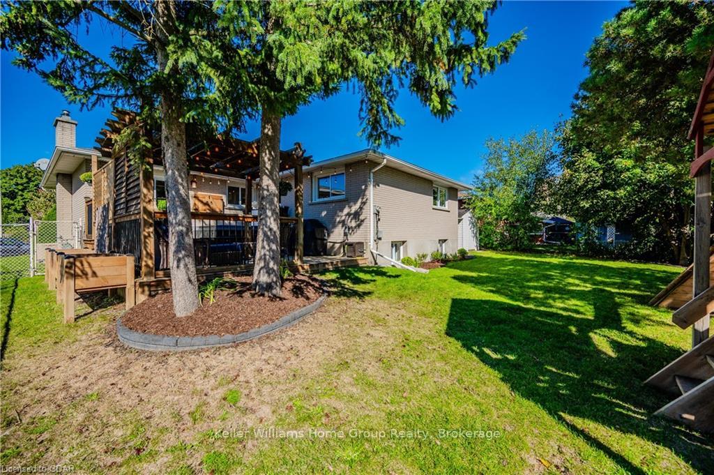 Photo 44 of 49 Strathcona Crescent, Kitchener — HOMEH