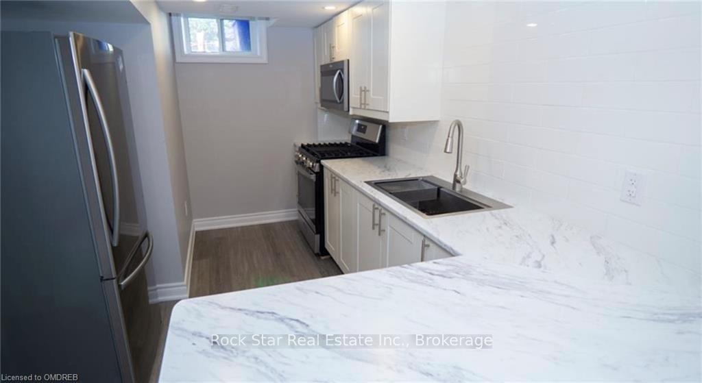 Photo 9 of Unit LOWER UNIT, 54 Nordale Crescent, Hamilton, Stoney Creek Mountain — HOMEH