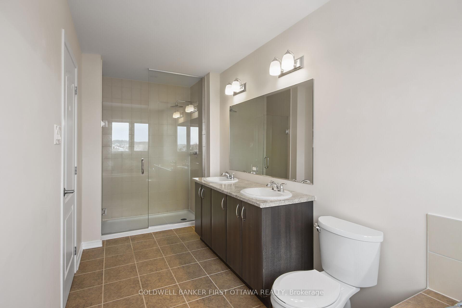 Photo 27 of 559 Radiant Private Point, Ottawa, Kanata - Emerald Meadows/Trailwest — HOMEH