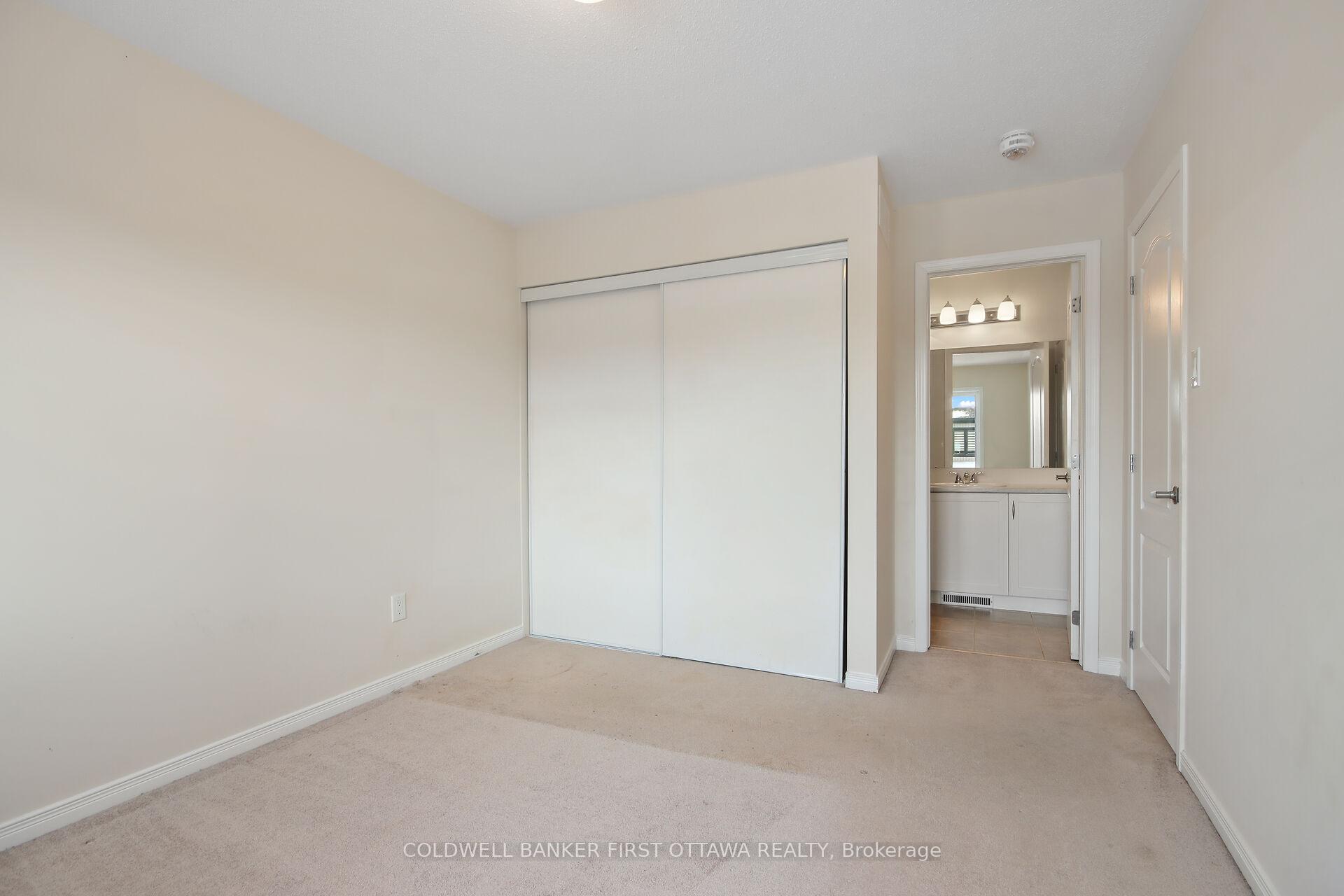 Photo 33 of 559 Radiant Private Point, Ottawa, Kanata - Emerald Meadows/Trailwest — HOMEH