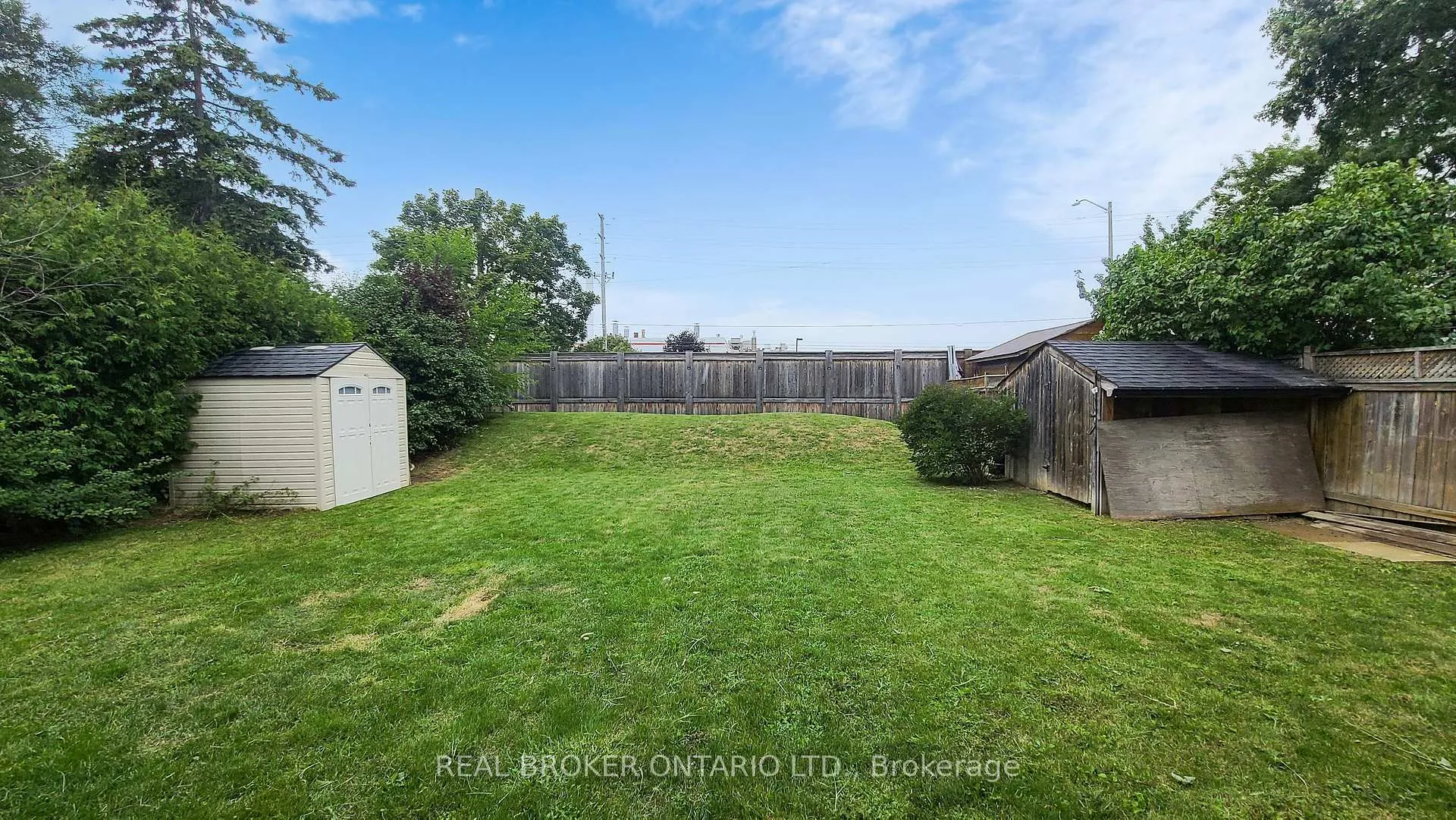 Photo 25 of 729 Willow Avenue, Milton, Dorset Park — HOMEH