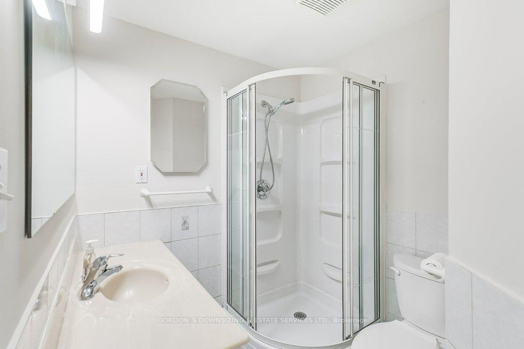 Photo 22 of 71 Walkerton Drive, Markham, Markham Village — HOMEH