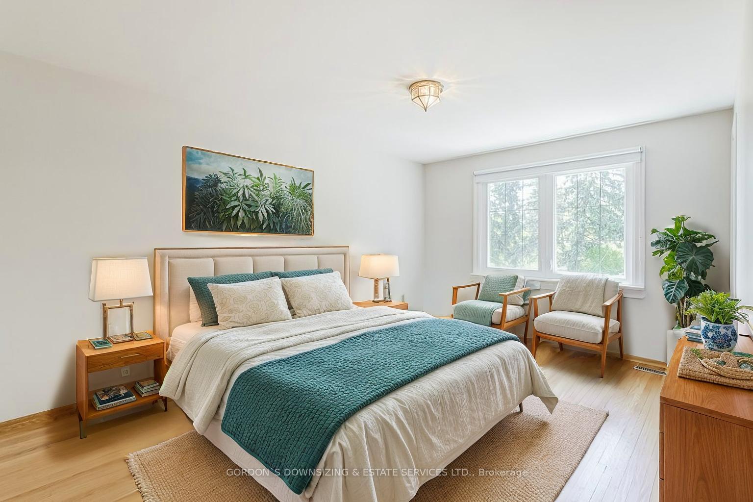 Photo 23 of 71 Walkerton Drive, Markham, Markham Village — HOMEH