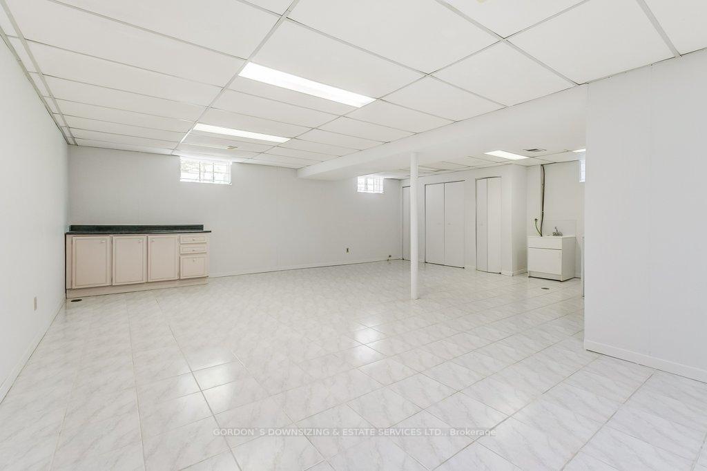 Photo 29 of 71 Walkerton Drive, Markham, Markham Village — HOMEH