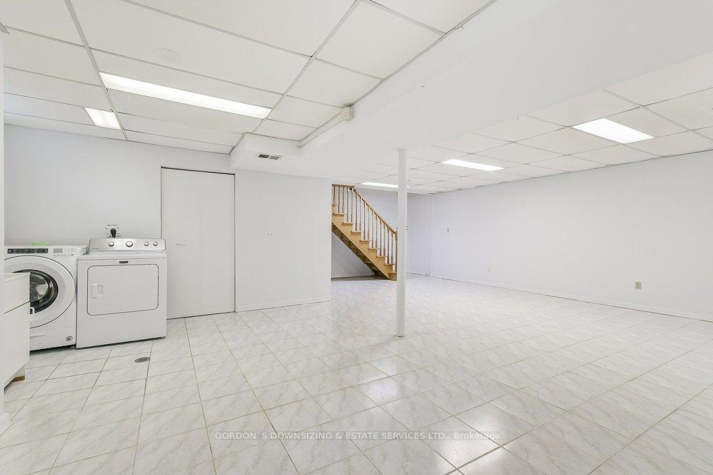 Photo 31 of 71 Walkerton Drive, Markham, Markham Village — HOMEH