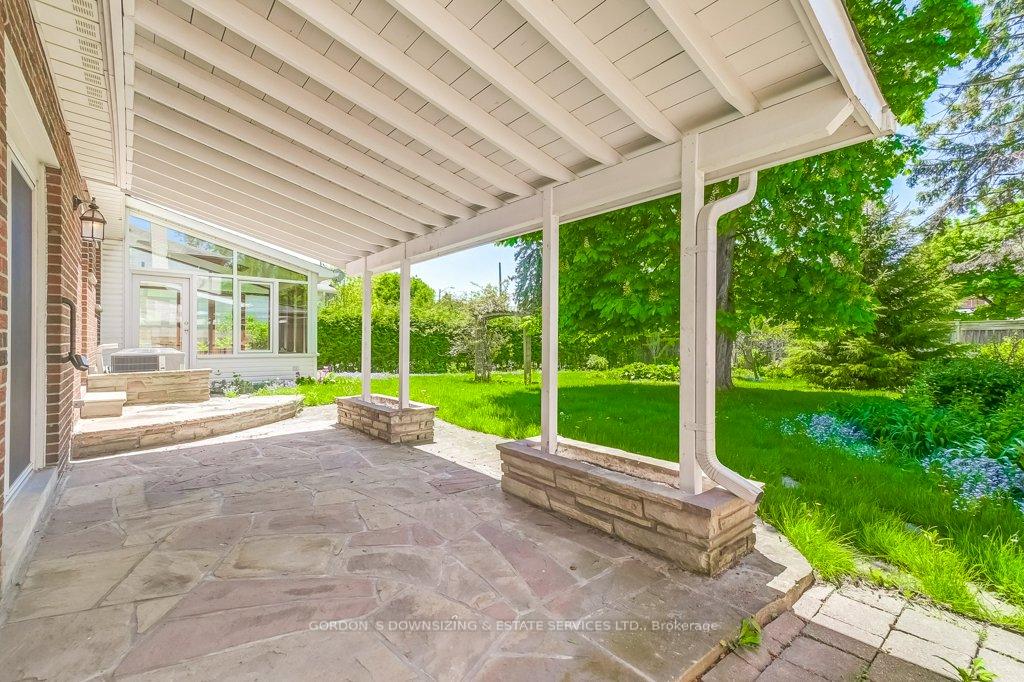 Photo 33 of 71 Walkerton Drive, Markham, Markham Village — HOMEH