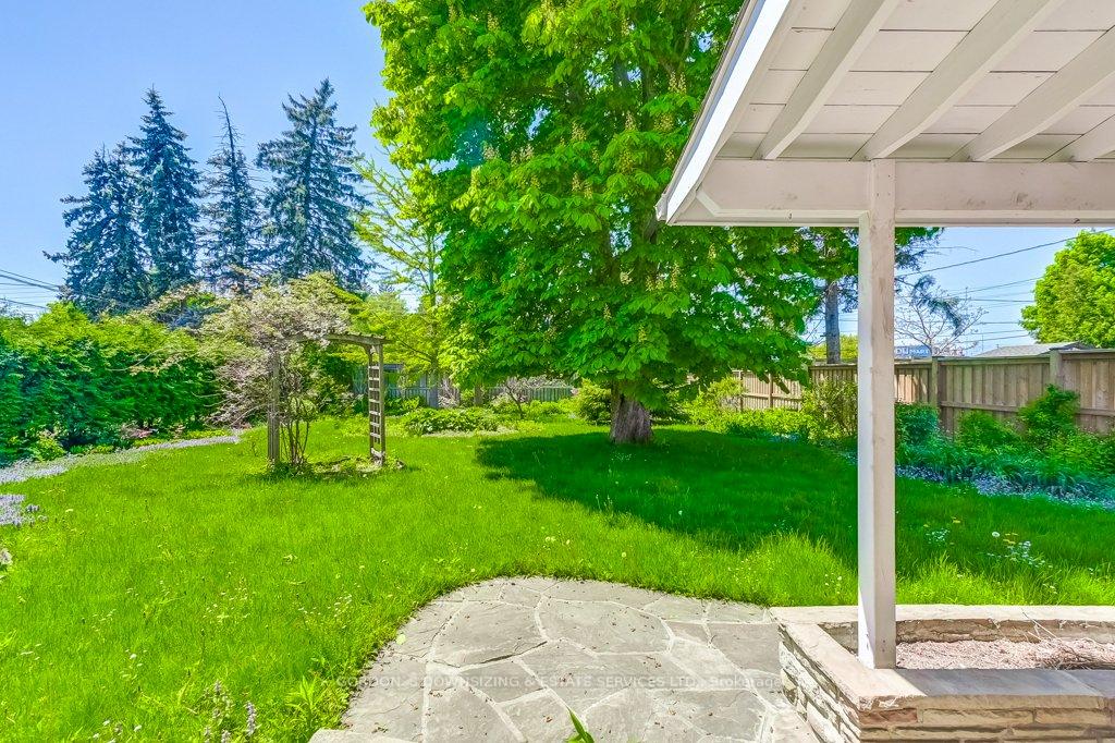 Photo 34 of 71 Walkerton Drive, Markham, Markham Village — HOMEH