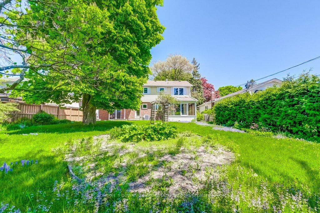 Photo 38 of 71 Walkerton Drive, Markham, Markham Village — HOMEH