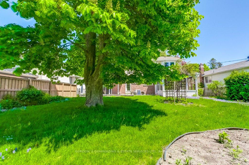 Photo 39 of 71 Walkerton Drive, Markham, Markham Village — HOMEH
