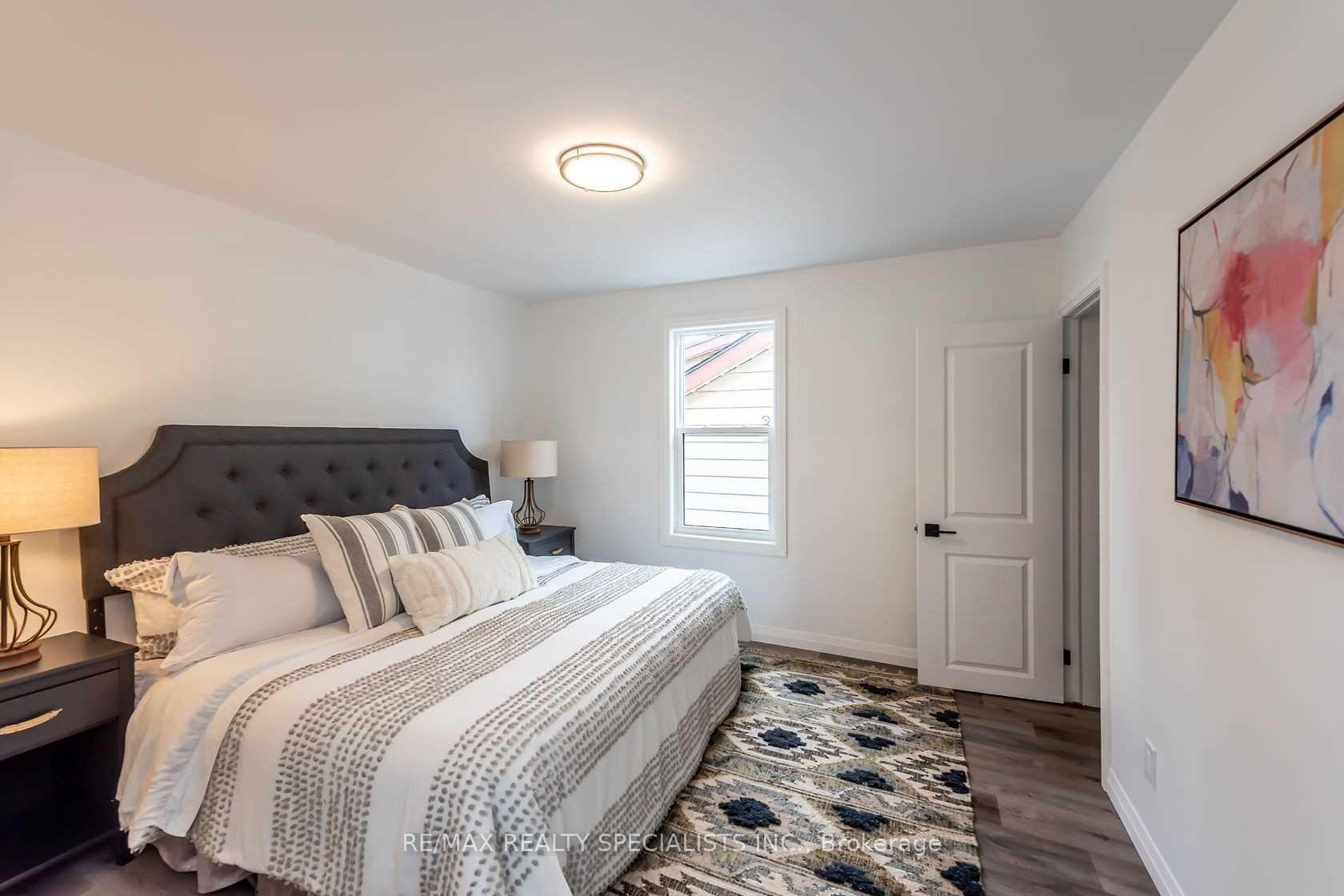 Photo 14 of 256 Ottawa Street S, Hamilton, Delta — HOMEH