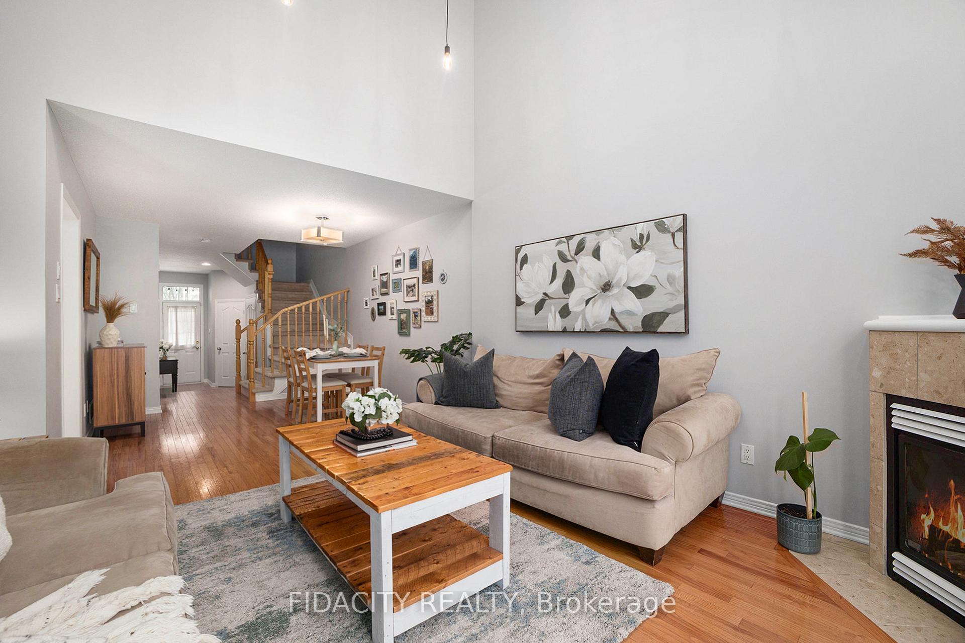 Photo 6 of 19 Saddlesmith Circle, Ottawa, Kanata - Emerald Meadows/Trailwest — HOMEH