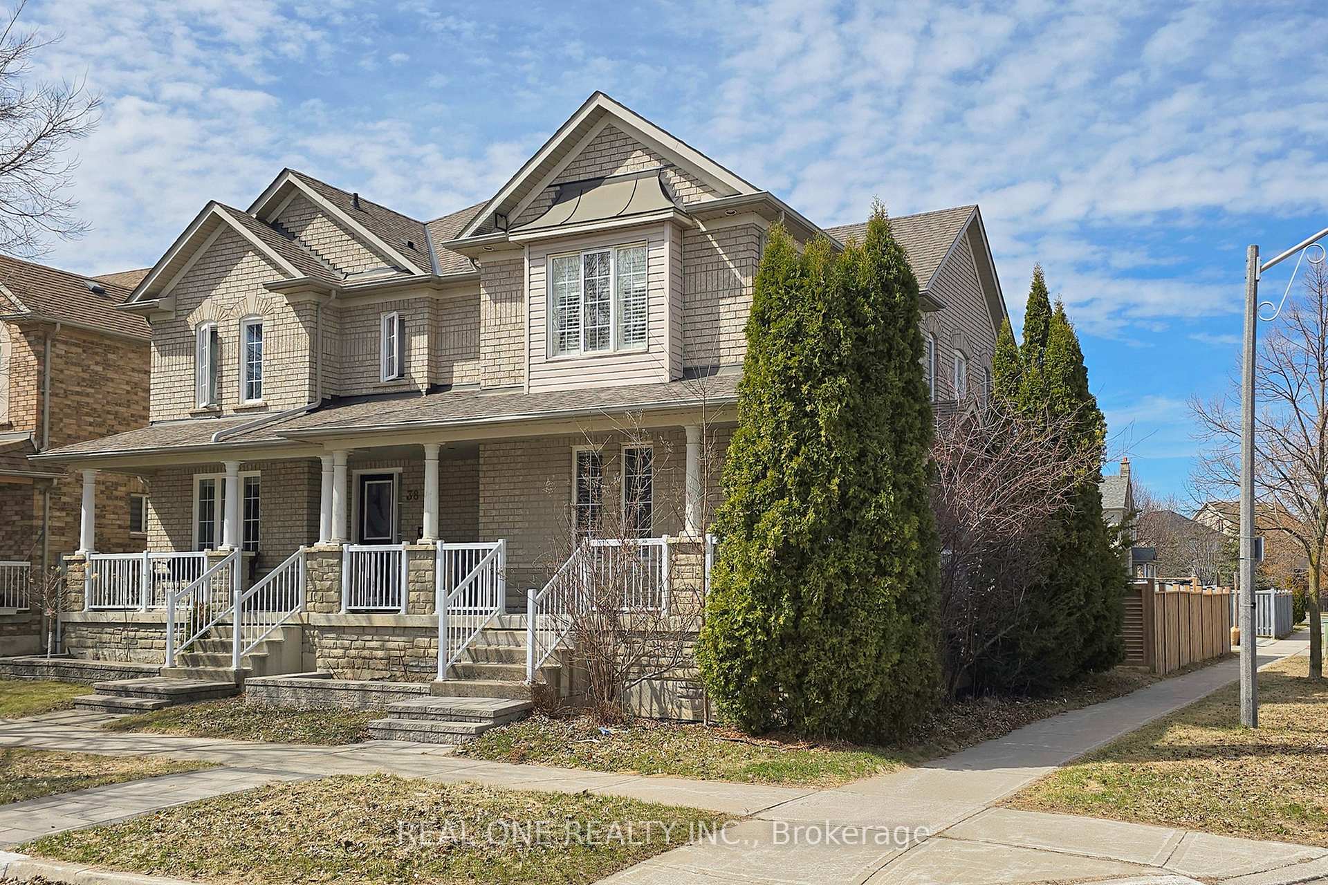 Photo 1 of 804 Caboto Trail, Markham, Village Green-South Unionville — HOMEH
