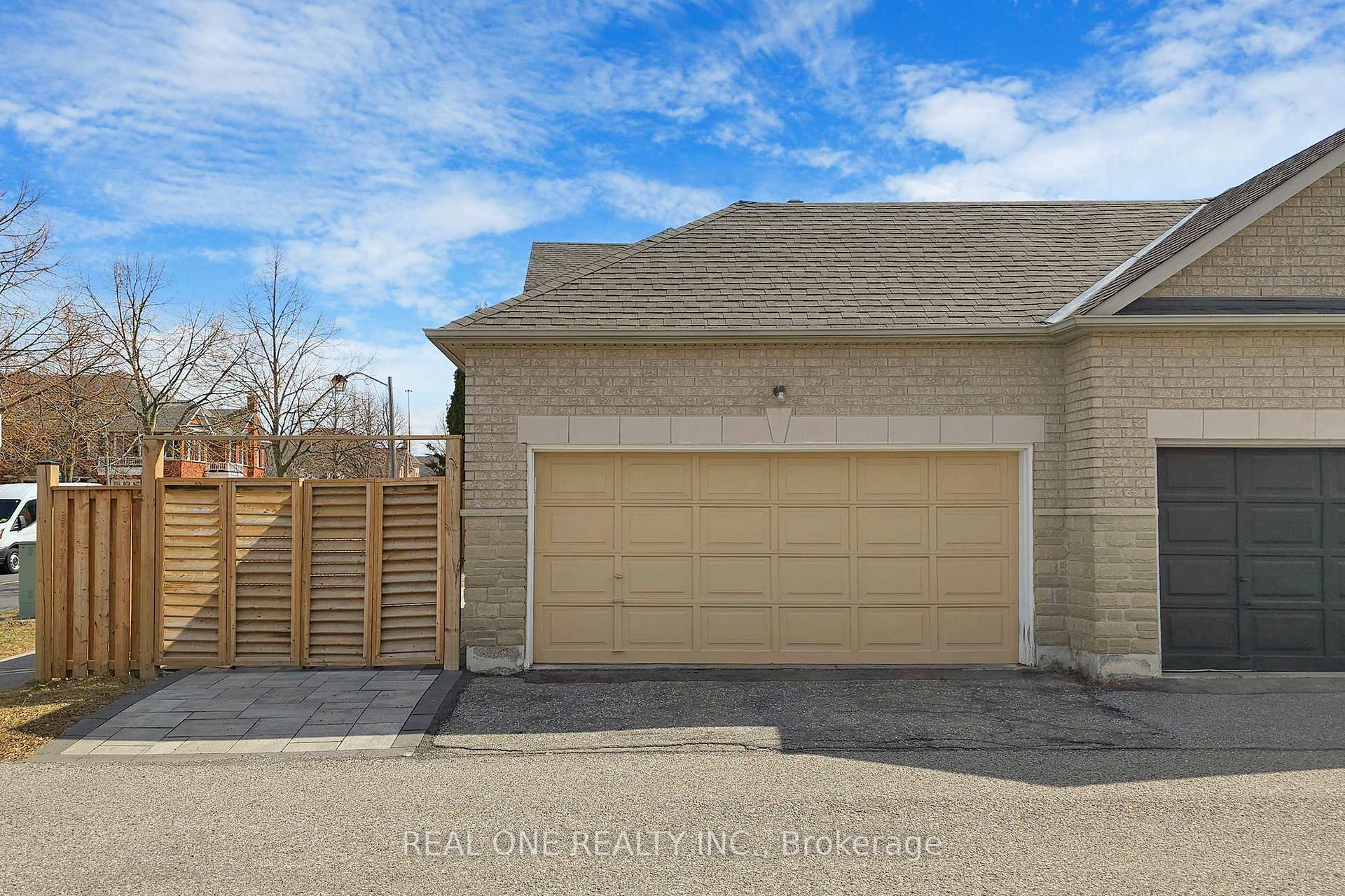 Photo 40 of 804 Caboto Trail, Markham, Village Green-South Unionville — HOMEH