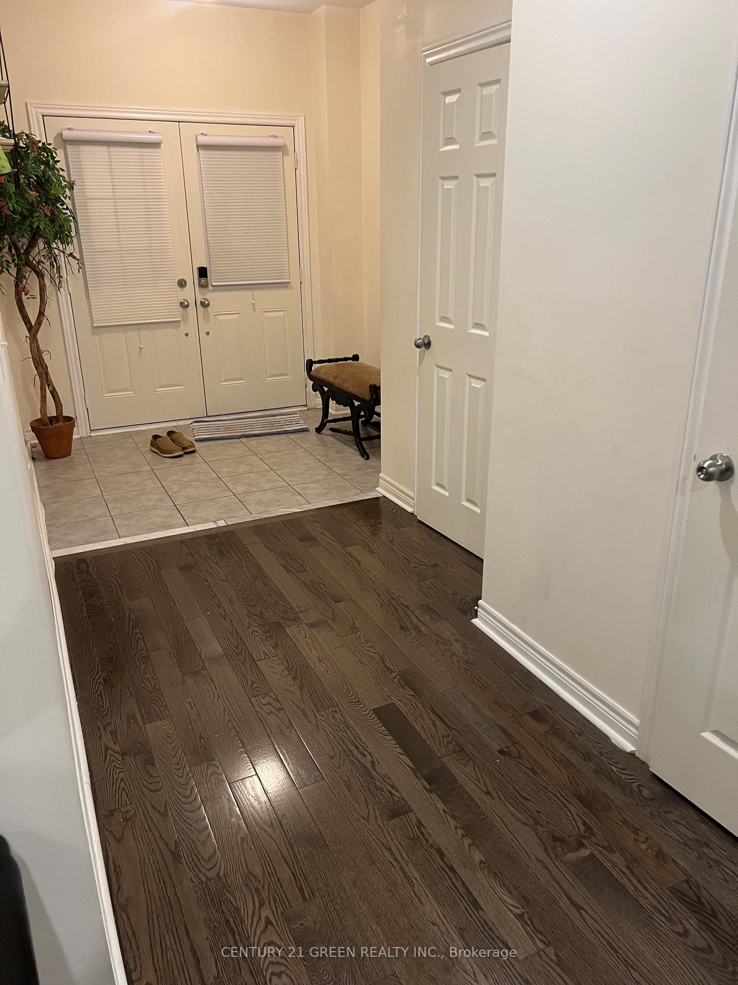 Photo 5 of Unit Upper Level, 634 Mockridge Terrace, Milton, Harrison — HOMEH