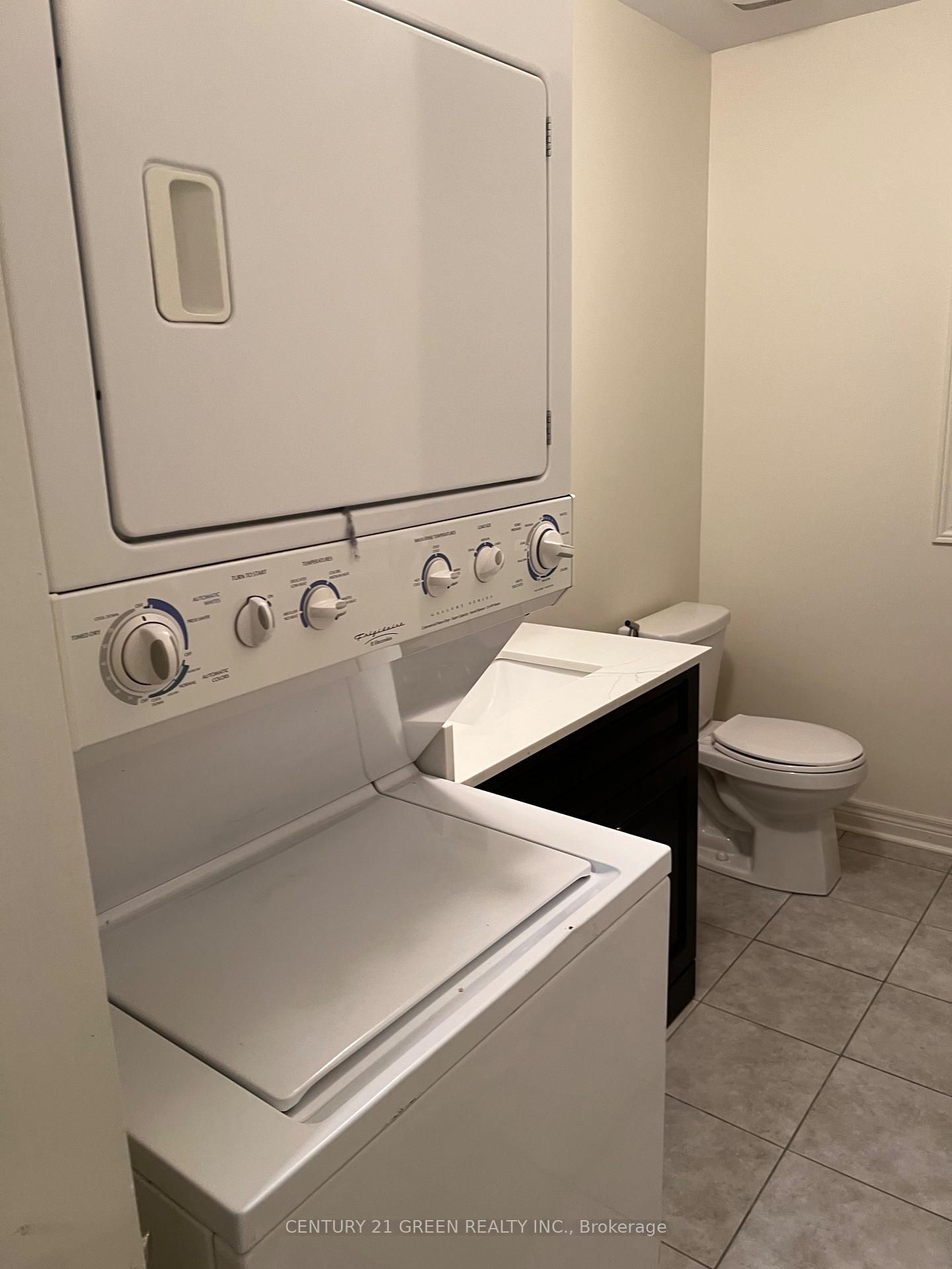 Photo 18 of Unit Upper Level, 634 Mockridge Terrace, Milton, Harrison — HOMEH
