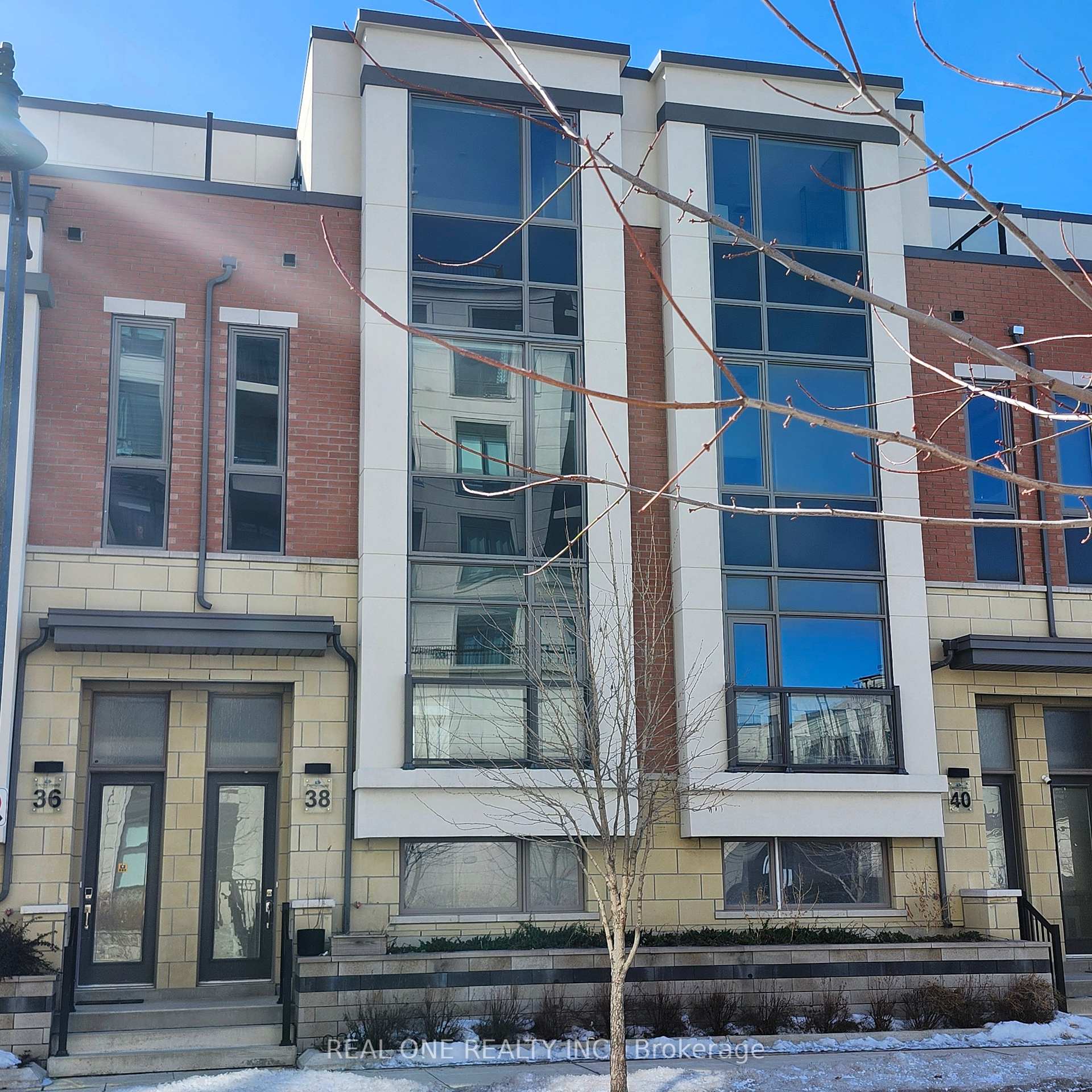 Photo 1 of 38 William Saville Street, Markham, Unionville — HOMEH