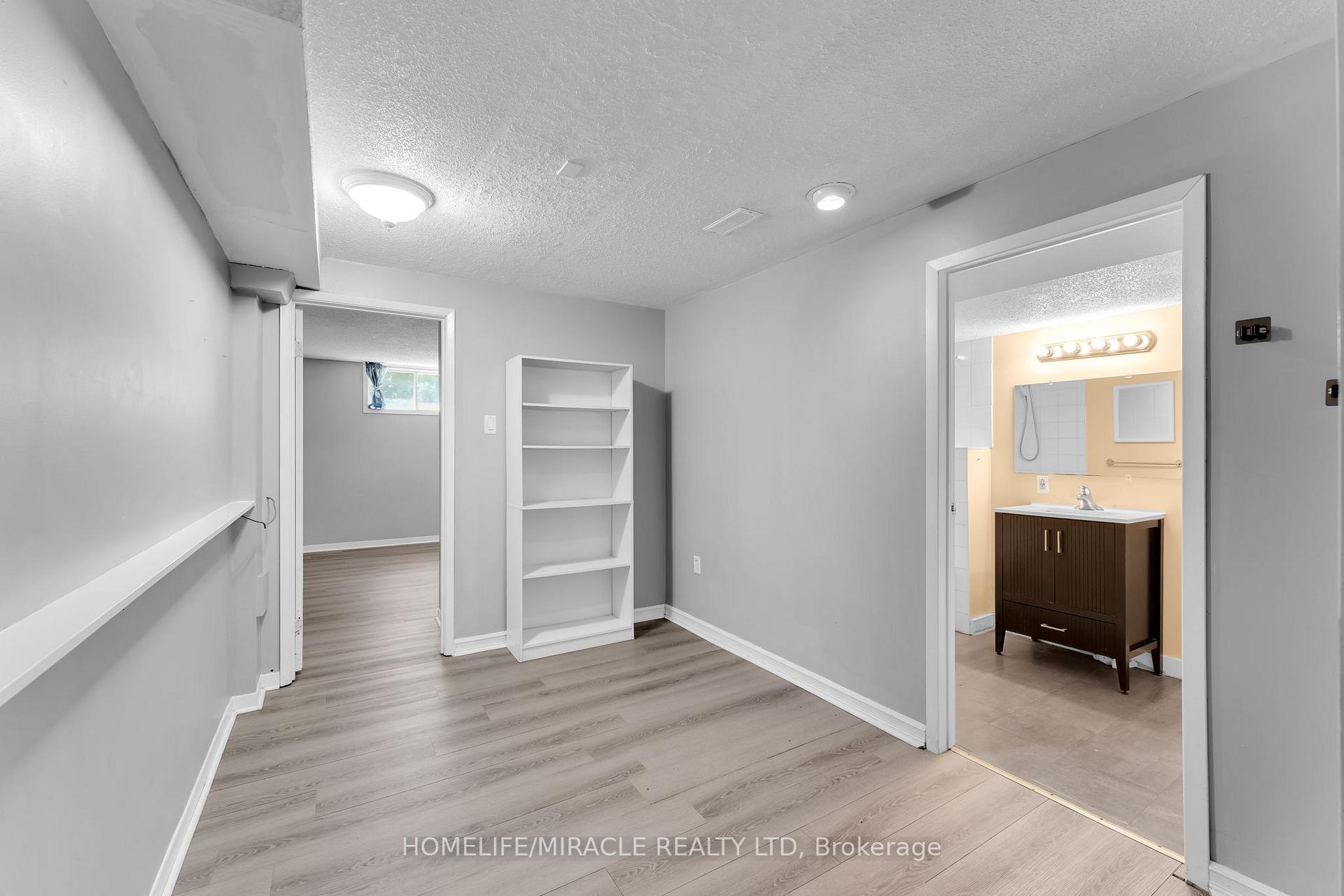 Photo 28 of 759 Ridley Drive, Kingston, North of Taylor-Kidd Blvd — HOMEH
