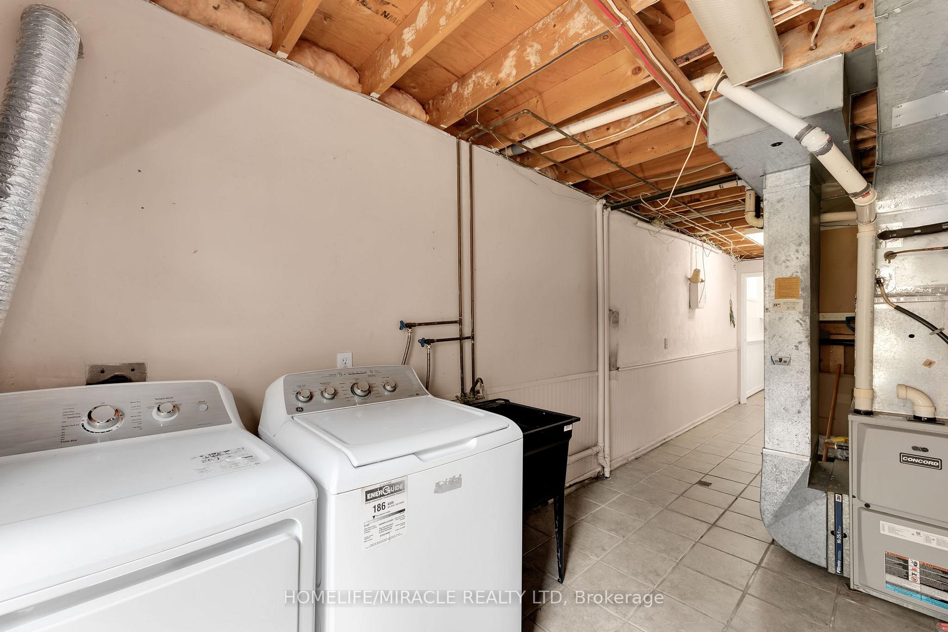 Photo 33 of 759 Ridley Drive, Kingston, North of Taylor-Kidd Blvd — HOMEH