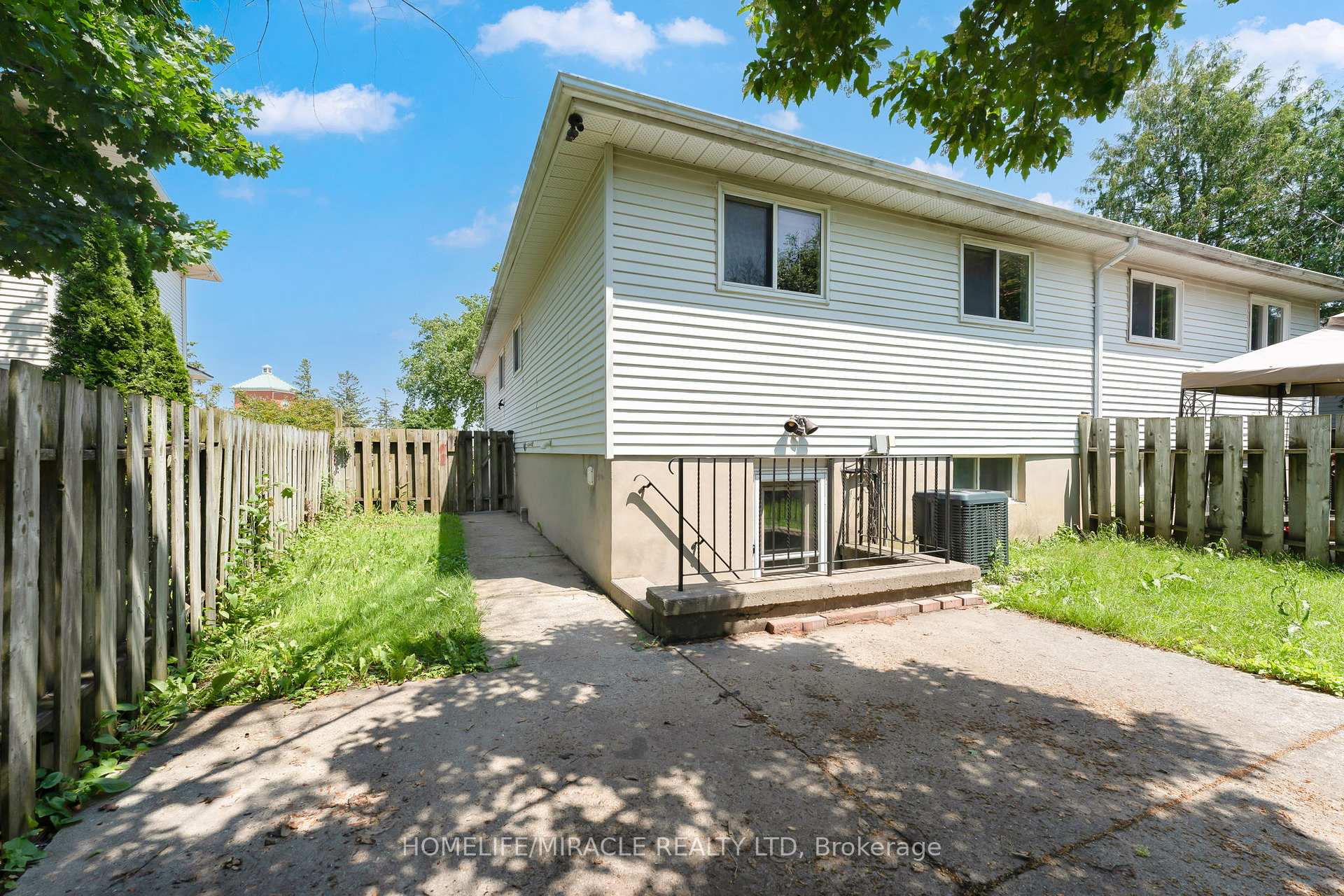Photo 35 of 759 Ridley Drive, Kingston, North of Taylor-Kidd Blvd — HOMEH
