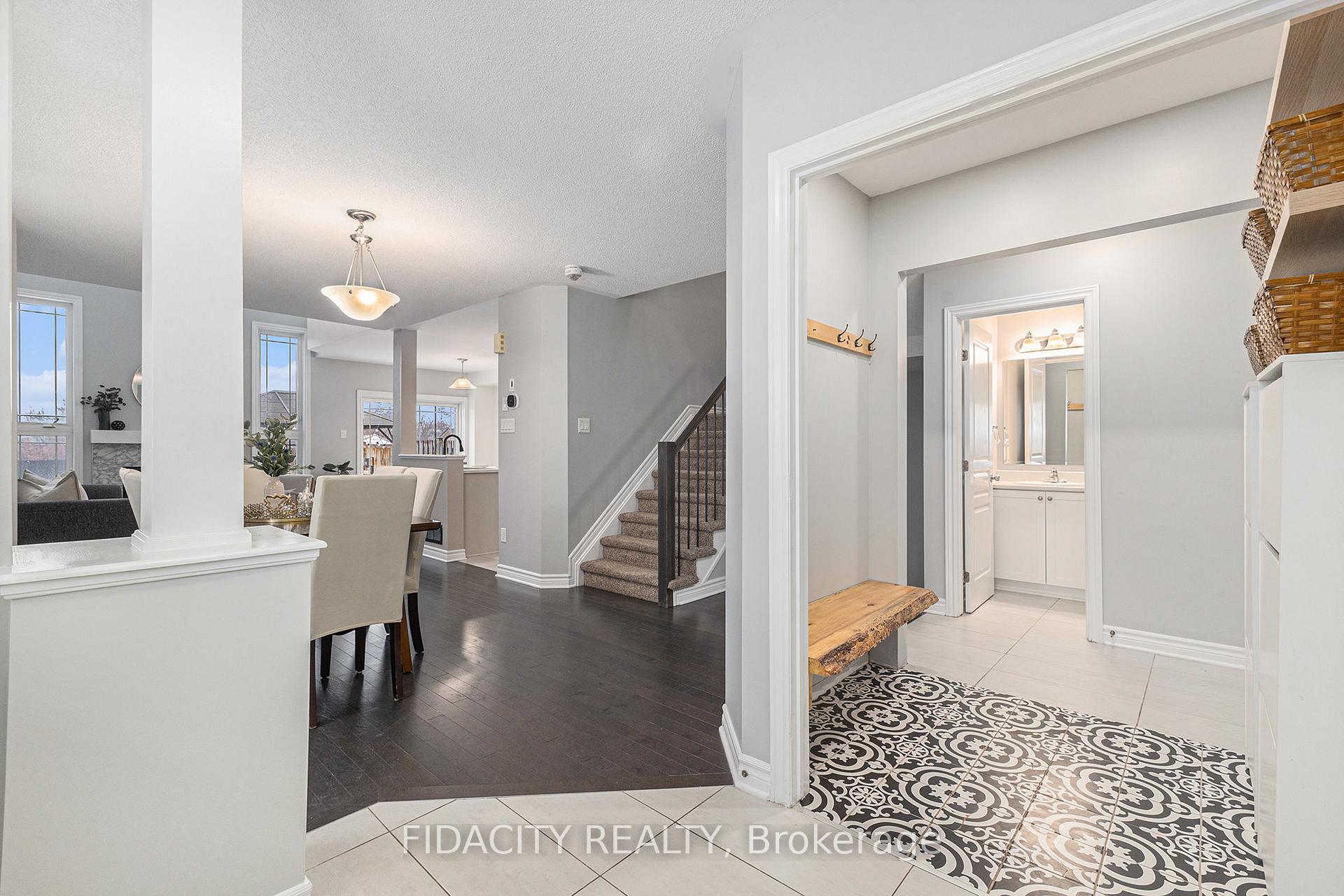 Photo 3 of 398 Barrick Hill Road, Ottawa, Kanata - Emerald Meadows/Trailwest — HOMEH