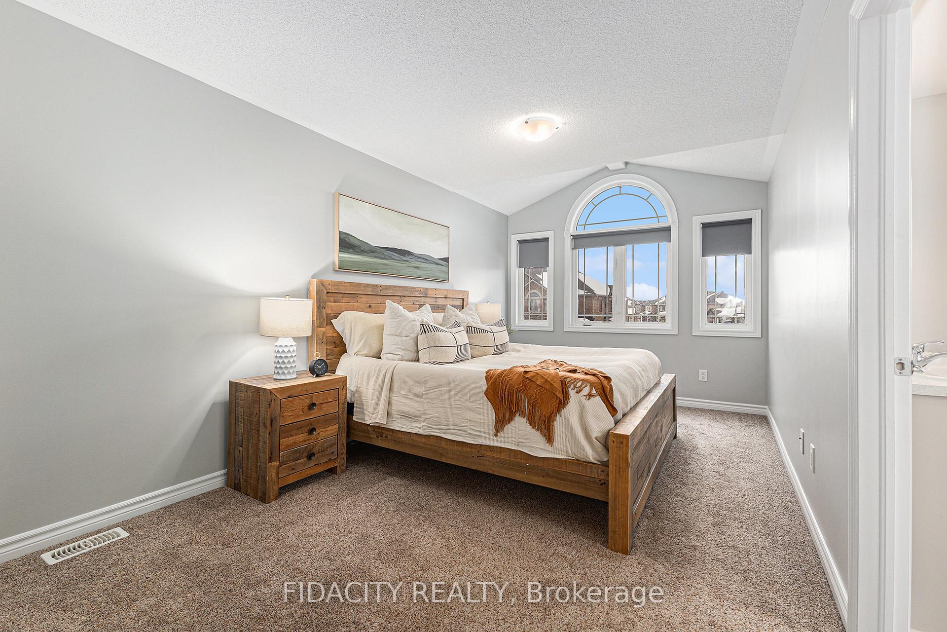 Photo 13 of 398 Barrick Hill Road, Ottawa, Kanata - Emerald Meadows/Trailwest — HOMEH