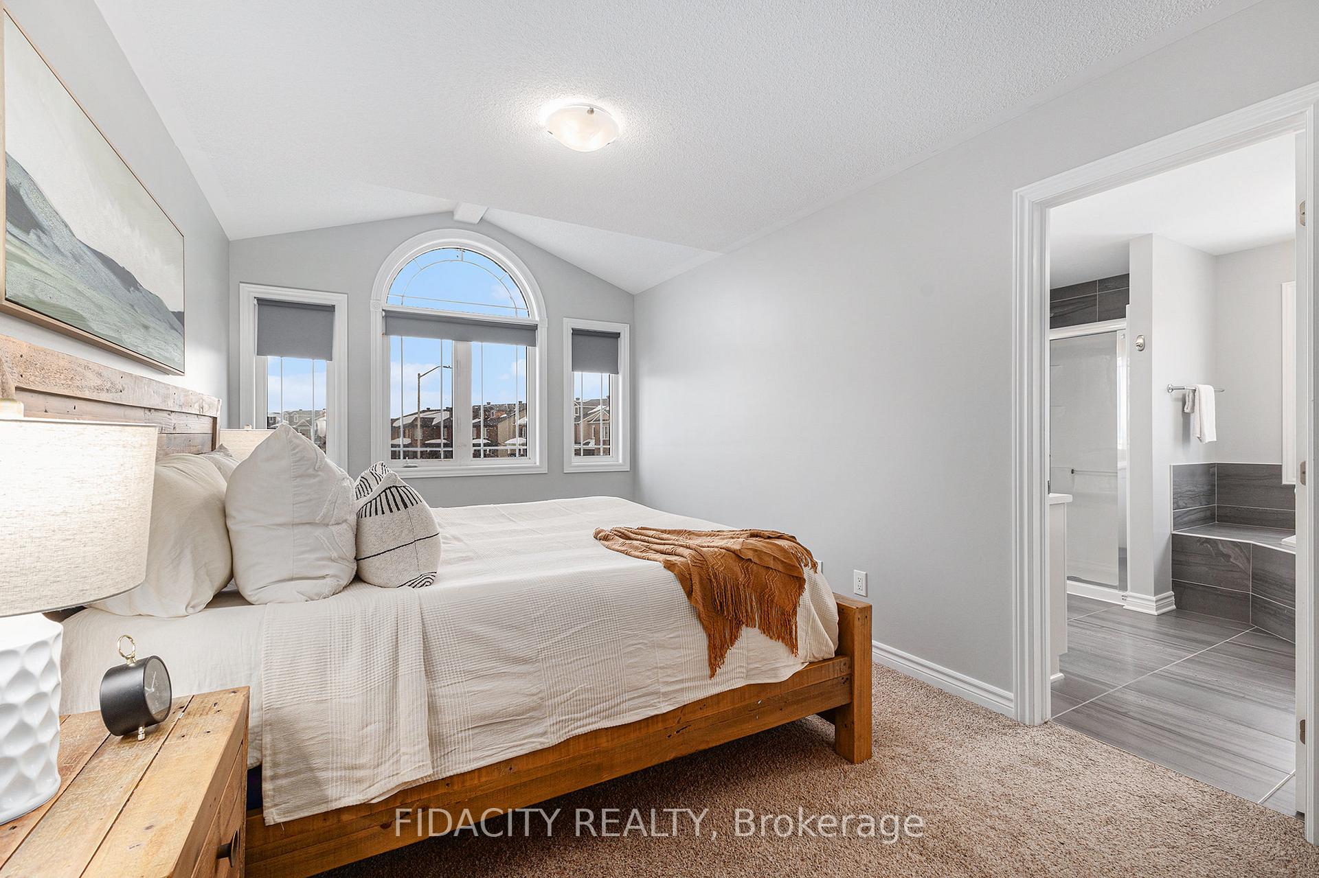 Photo 15 of 398 Barrick Hill Road, Ottawa, Kanata - Emerald Meadows/Trailwest — HOMEH