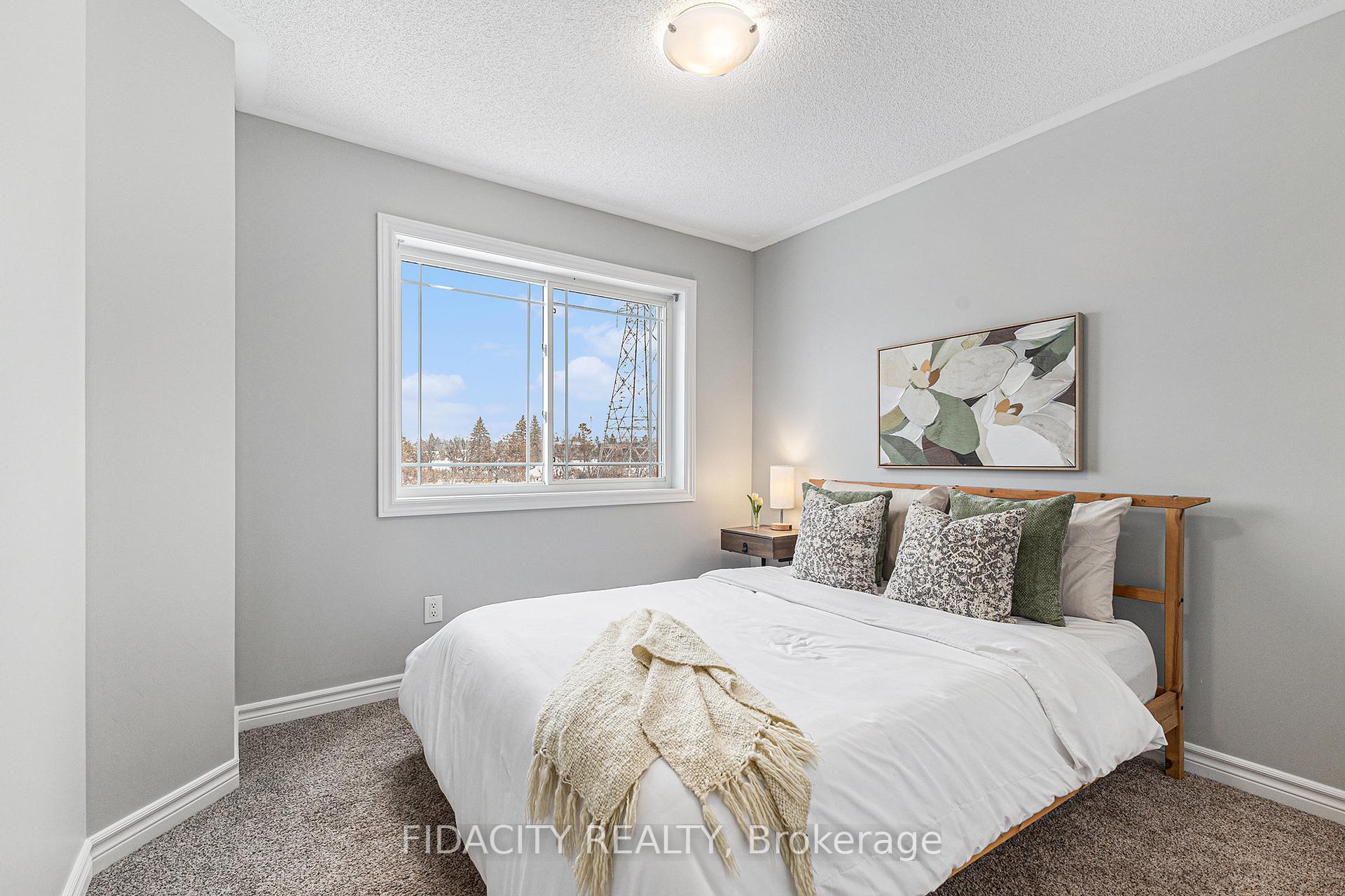 Photo 18 of 398 Barrick Hill Road, Ottawa, Kanata - Emerald Meadows/Trailwest — HOMEH