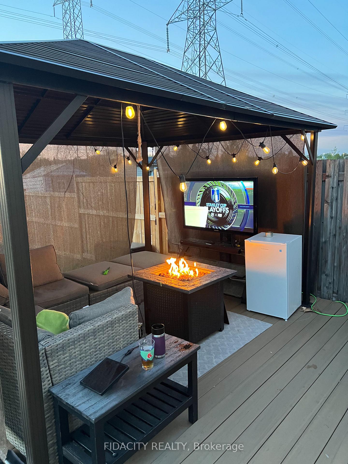 Photo 27 of 398 Barrick Hill Road, Ottawa, Kanata - Emerald Meadows/Trailwest — HOMEH