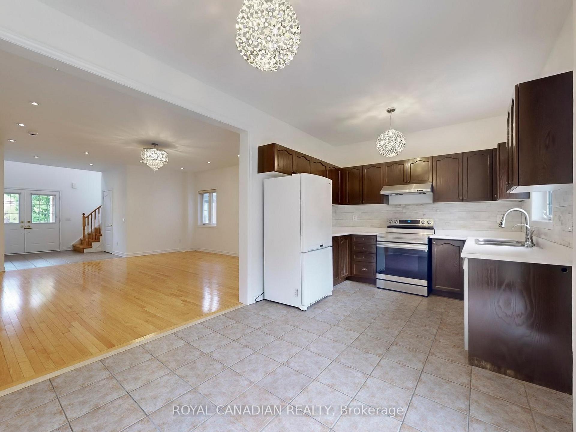 Photo 12 of 38 Hammersly Boulevard, Markham, Wismer — HOMEH