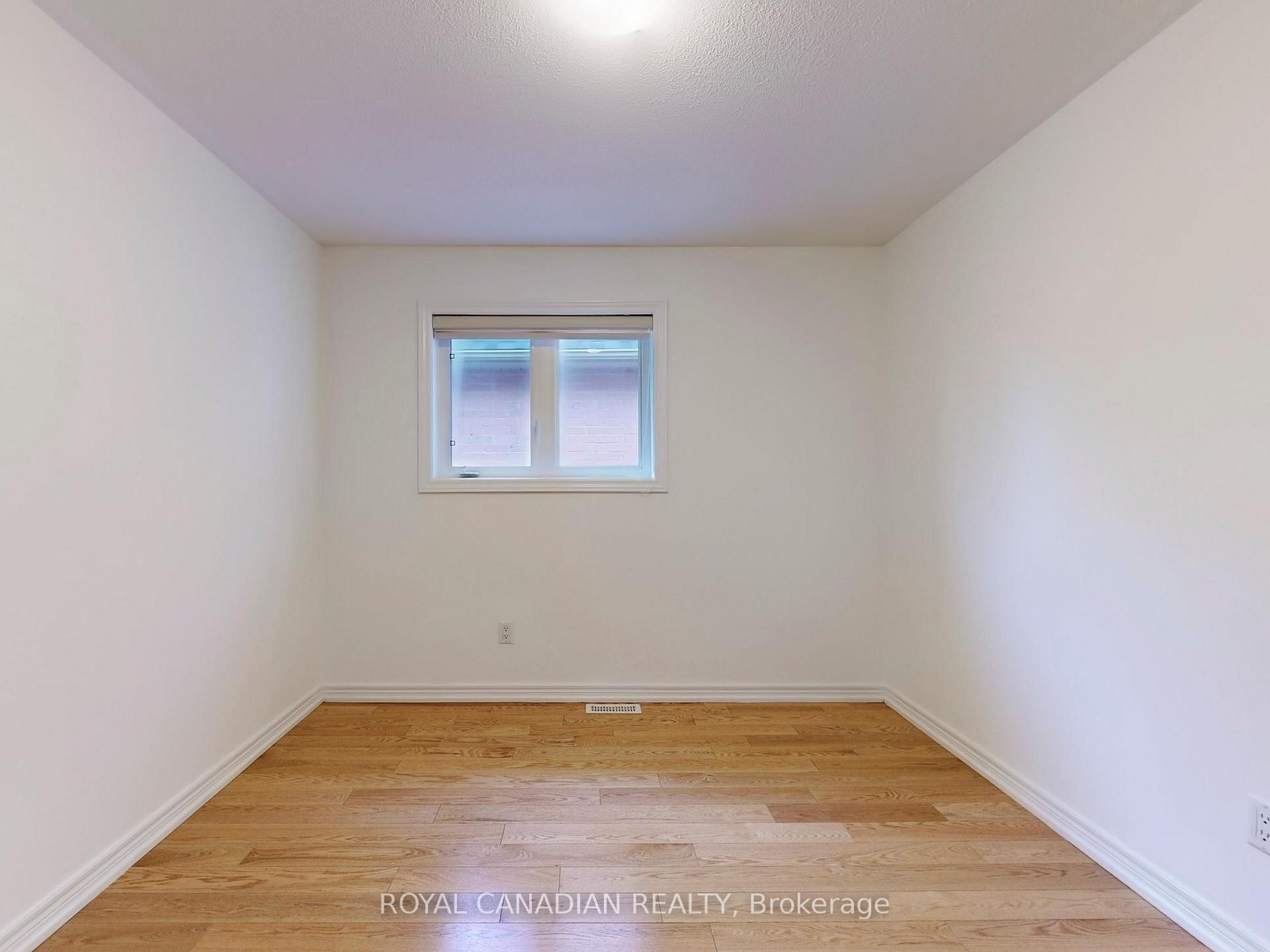 Photo 30 of 38 Hammersly Boulevard, Markham, Wismer — HOMEH