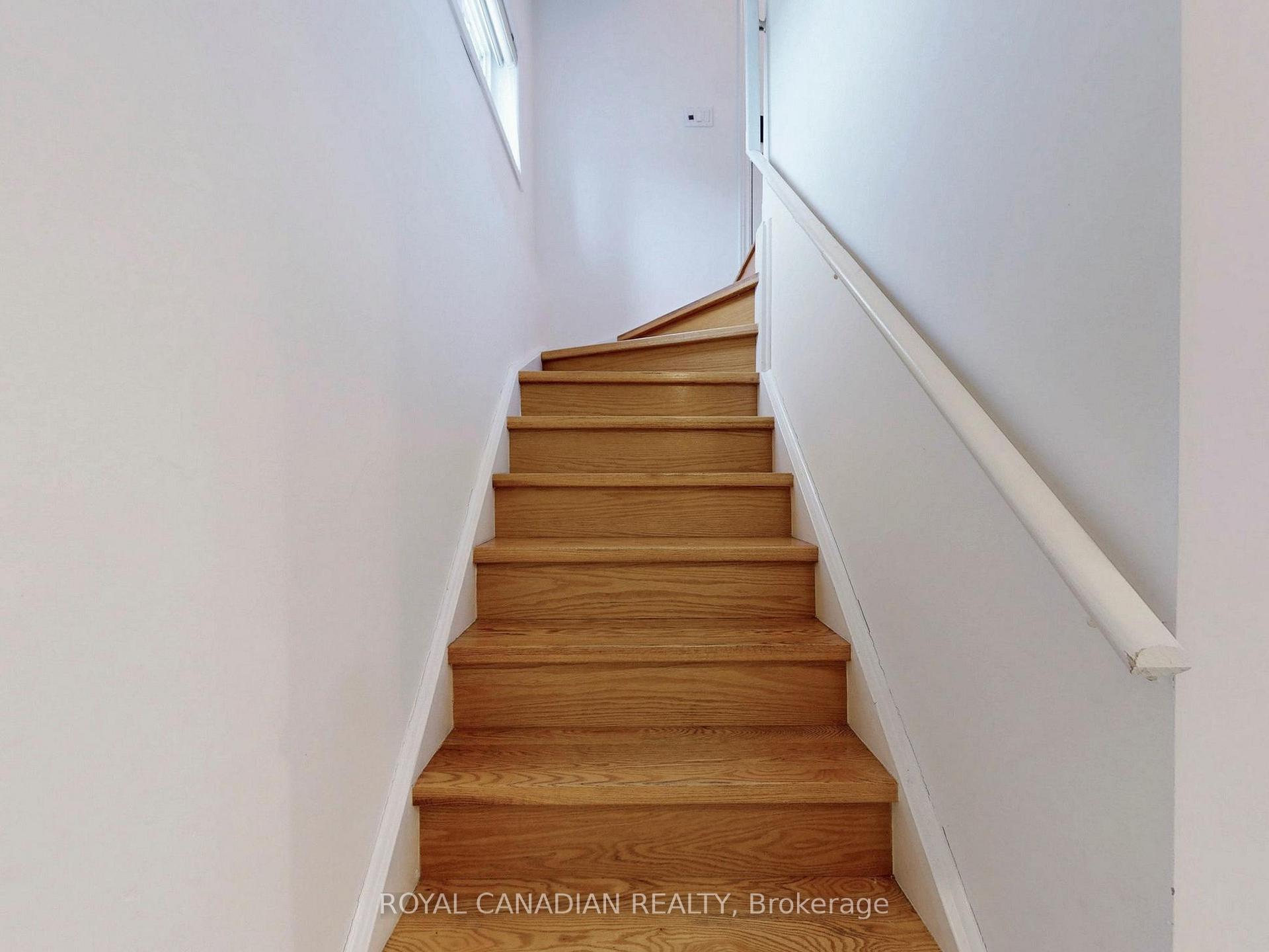 Photo 34 of 38 Hammersly Boulevard, Markham, Wismer — HOMEH