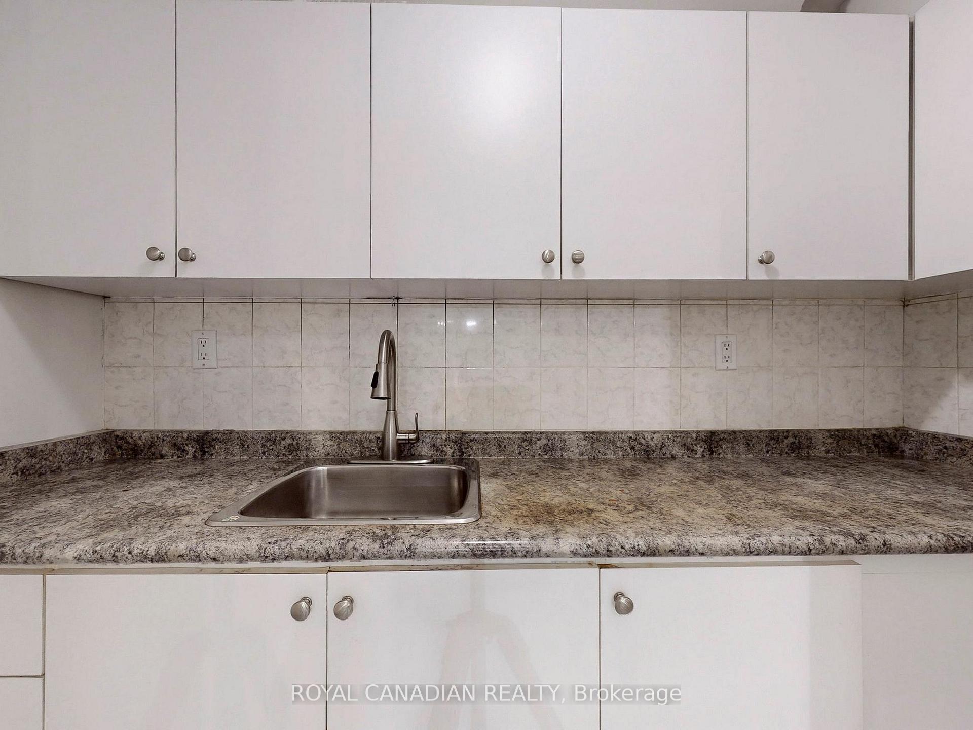 Photo 35 of 38 Hammersly Boulevard, Markham, Wismer — HOMEH