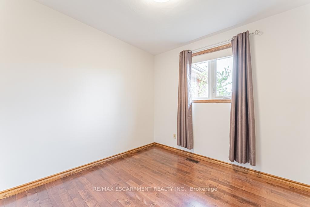 Photo 18 of 1327 Highway 8, Hamilton, Winona — HOMEH