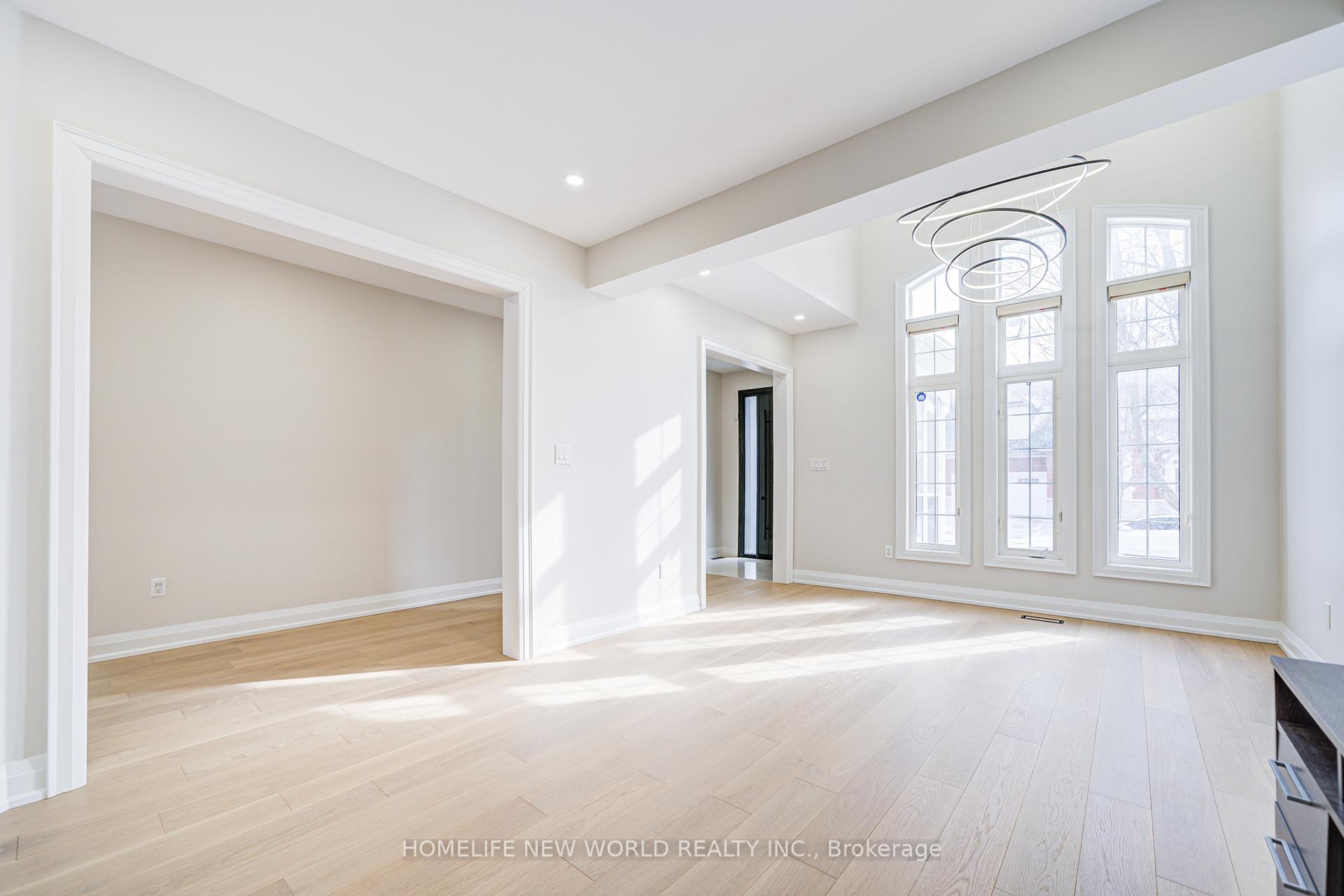 Photo 8 of 202 Everett Street, Markham, Wismer — HOMEH